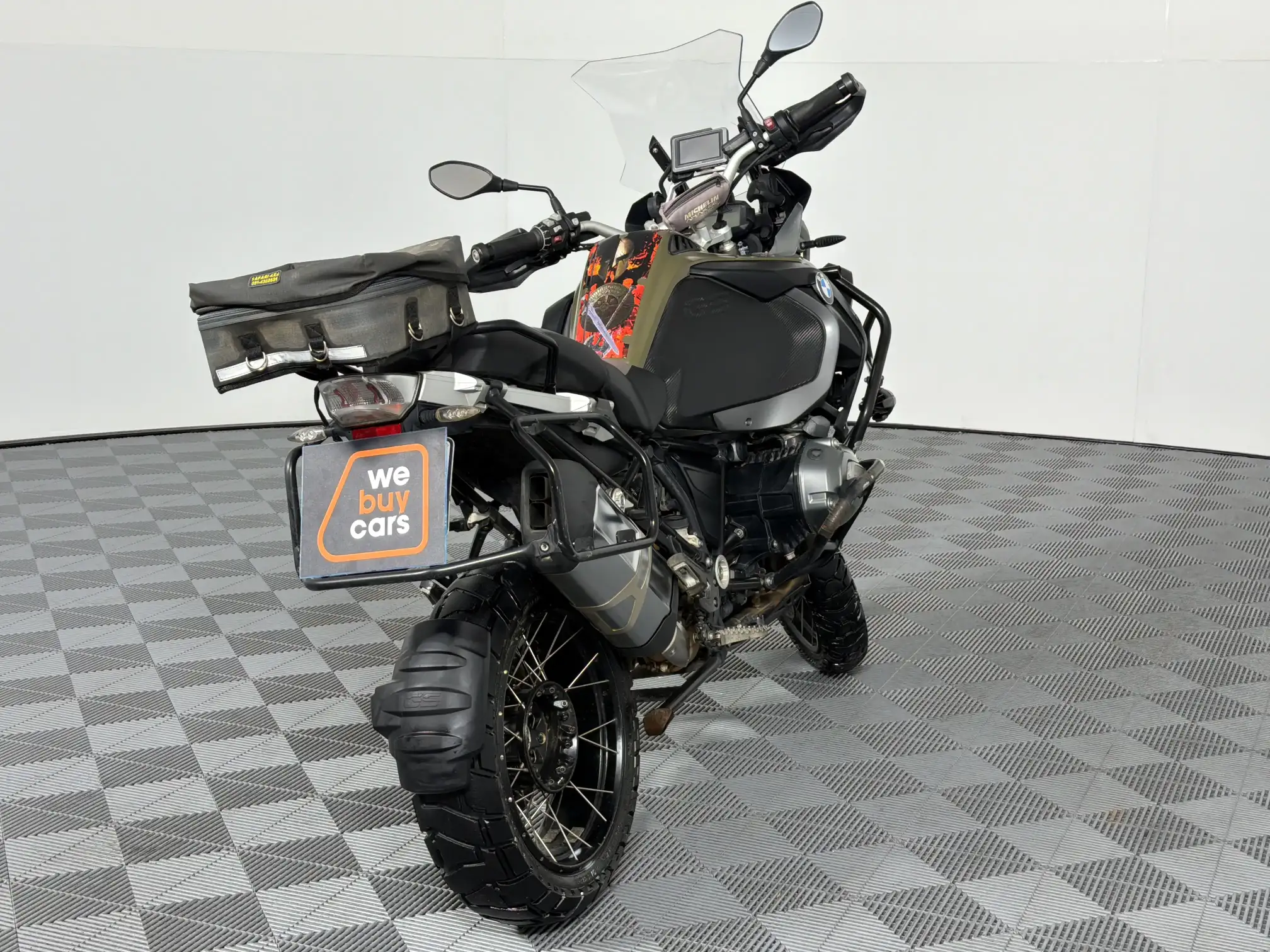BMW R Series