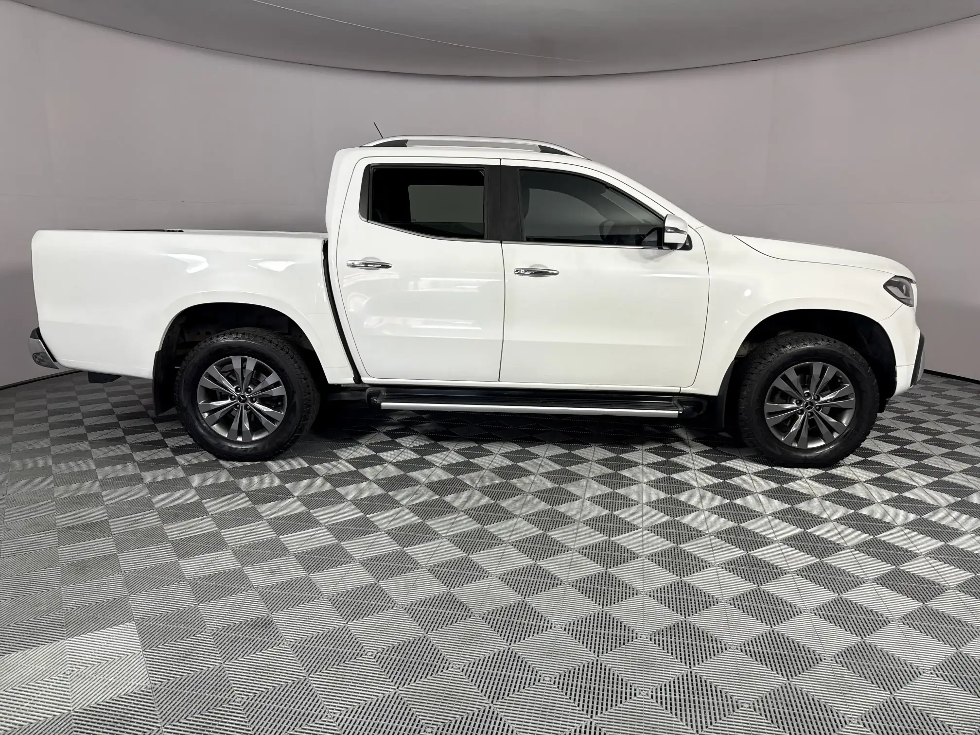 Mercedes-Benz X-Class