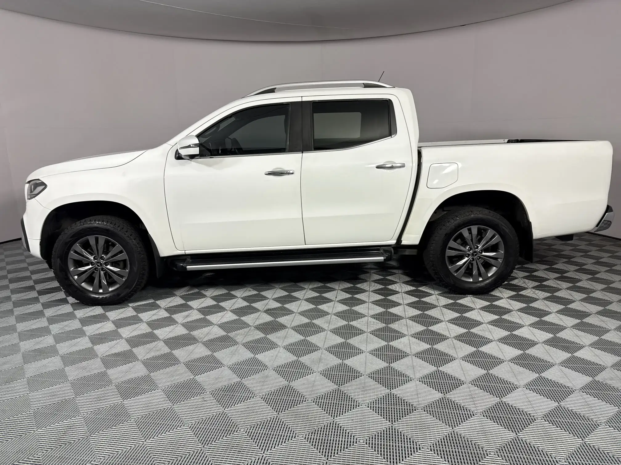 Mercedes-Benz X-Class