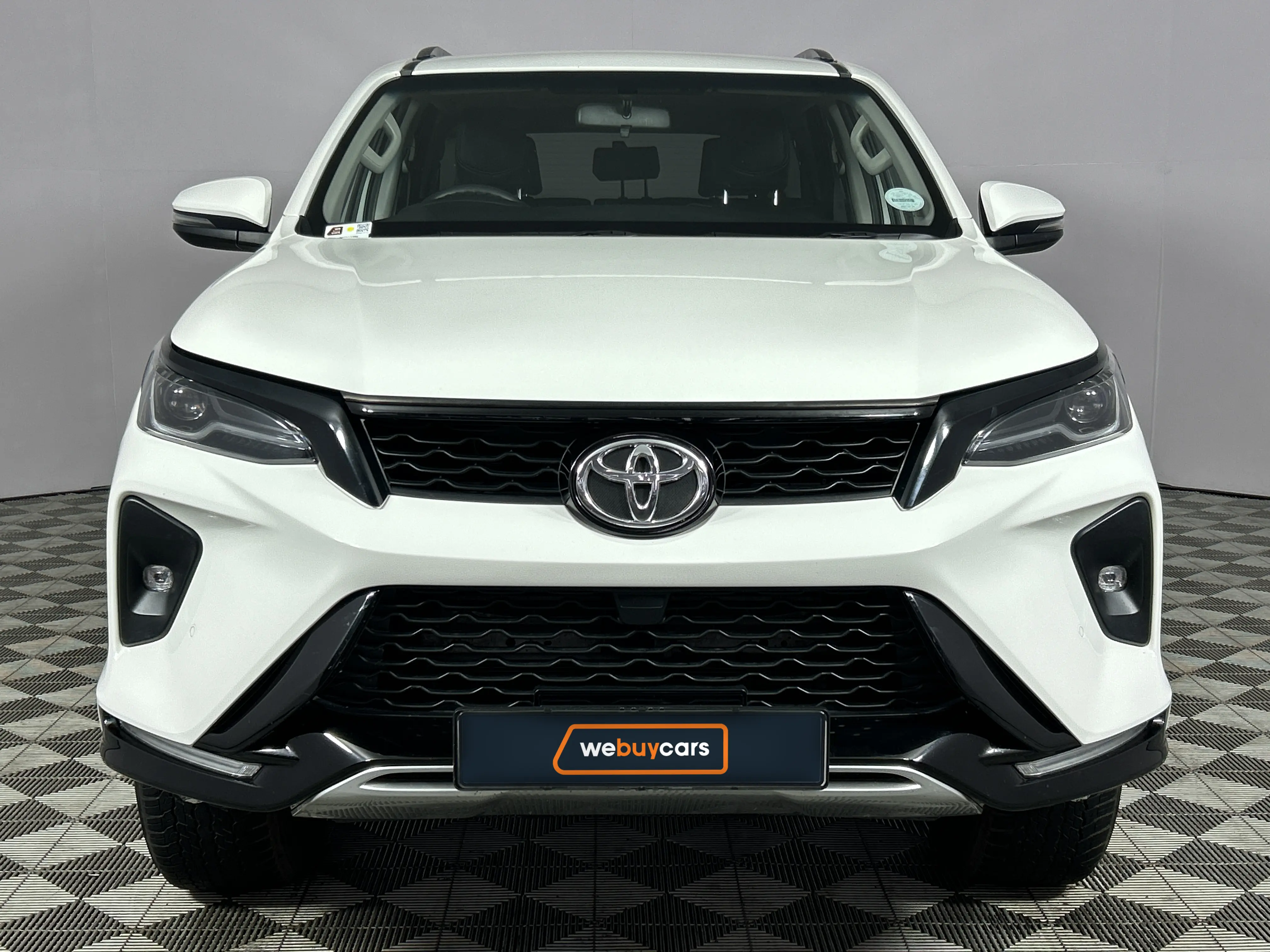 2023 Toyota Fortuner 2.4gd-6 4x4 Auto, photo 2