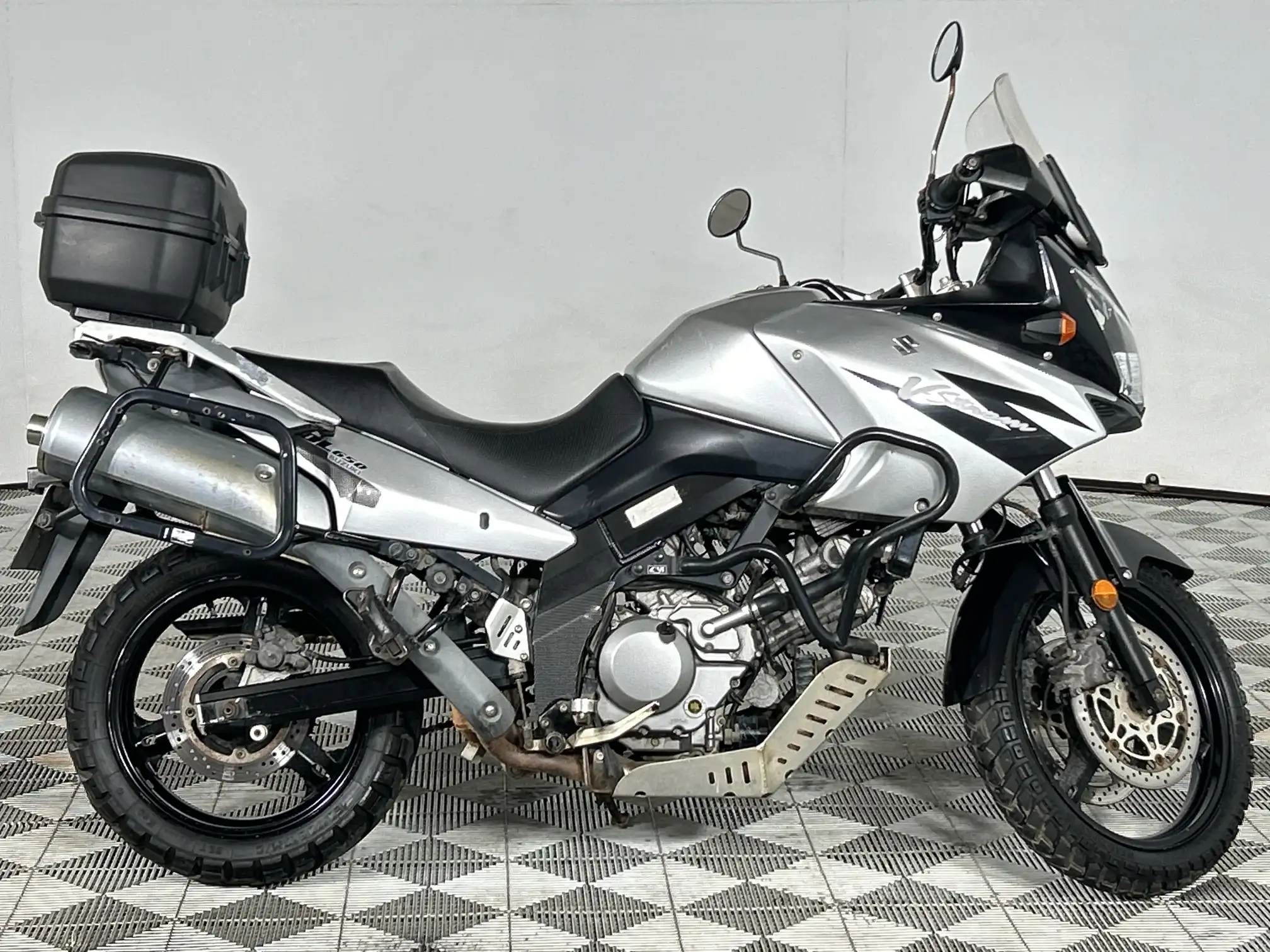 2005 Suzuki DL
