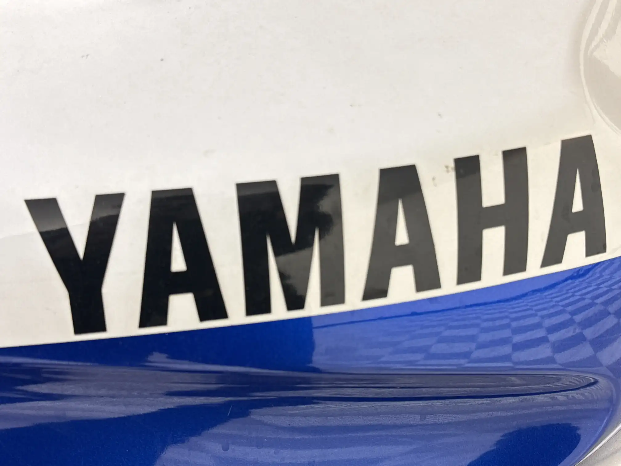 Yamaha FZR