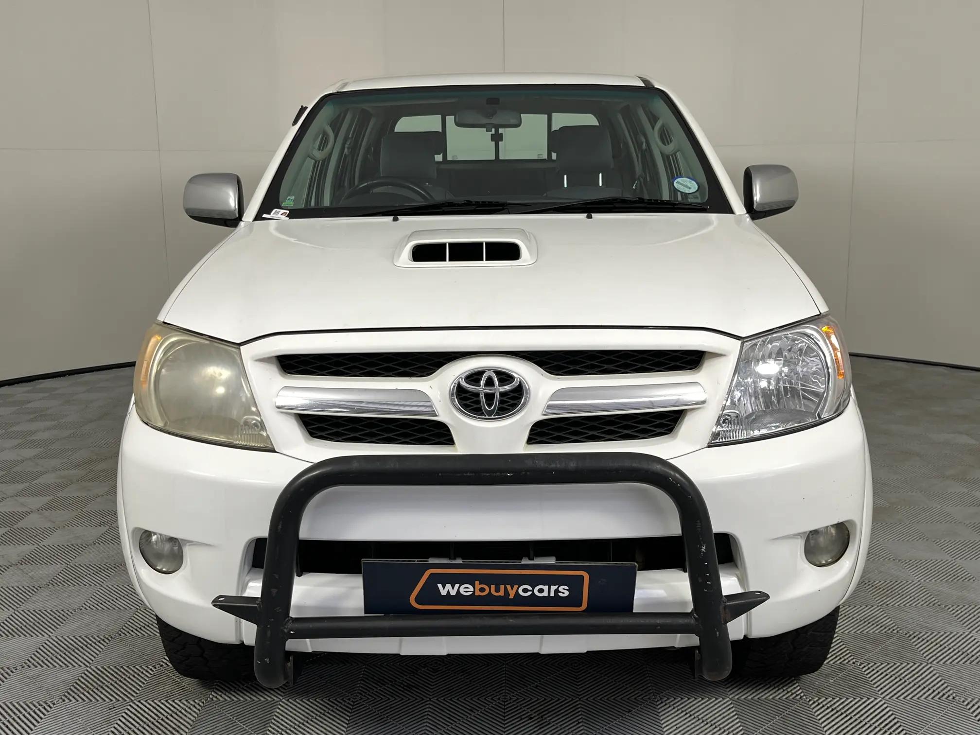 Toyota Hilux 3.0 D-4D Raider Double Cab For Sale - R 161 900 | Carfind ...