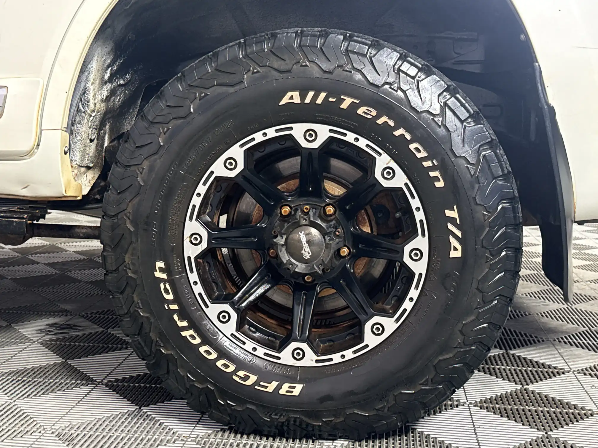 Toyota Land Cruiser