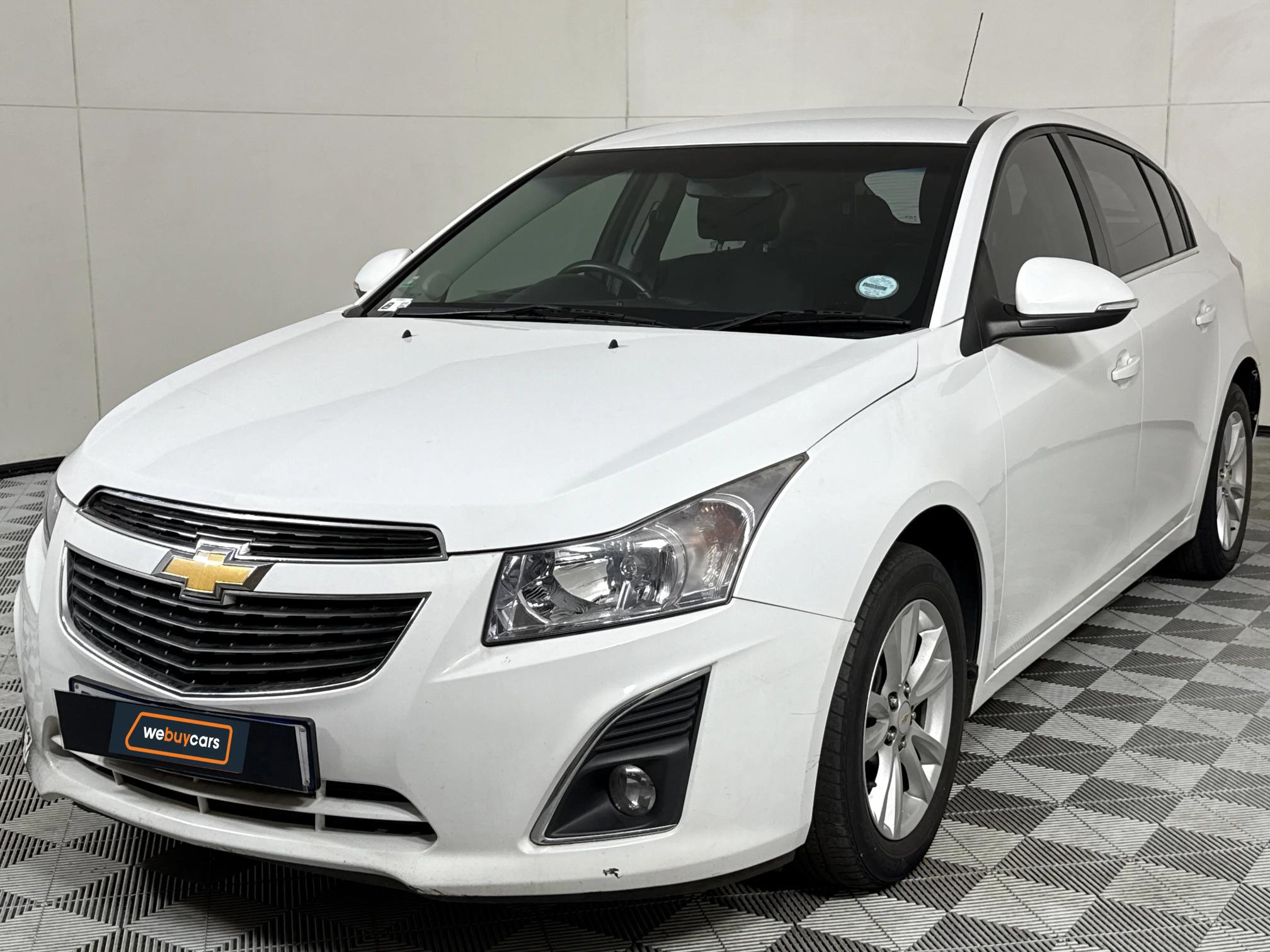 Chevrolet Cruze 1.6 LS Hatch Back