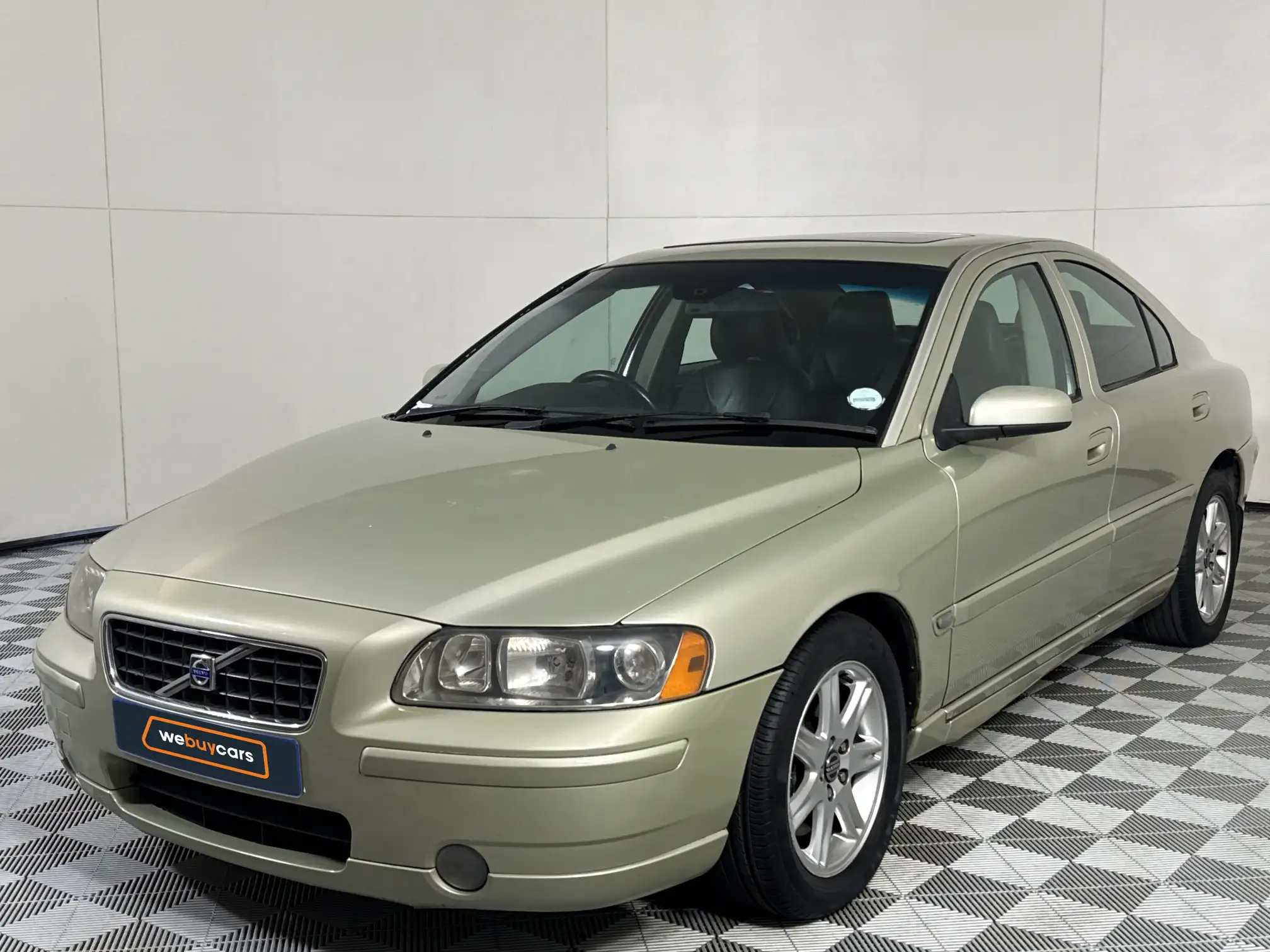 2005 Volvo S60
