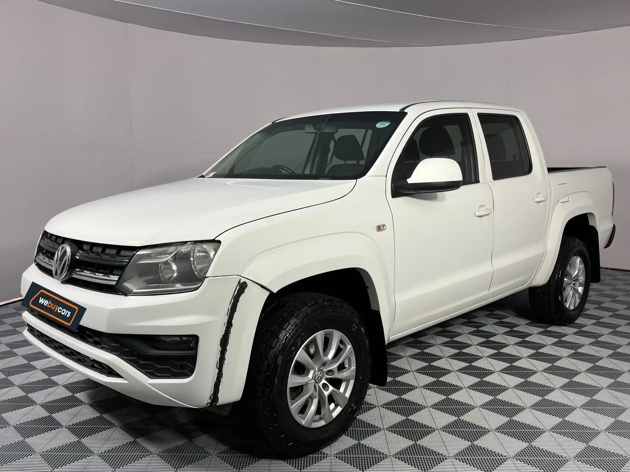 2017 Volkswagen Amarok 2.0TDI C-Line (103 KW) Double Cab Pick Up at Lansdowne (WC) for sale R183900