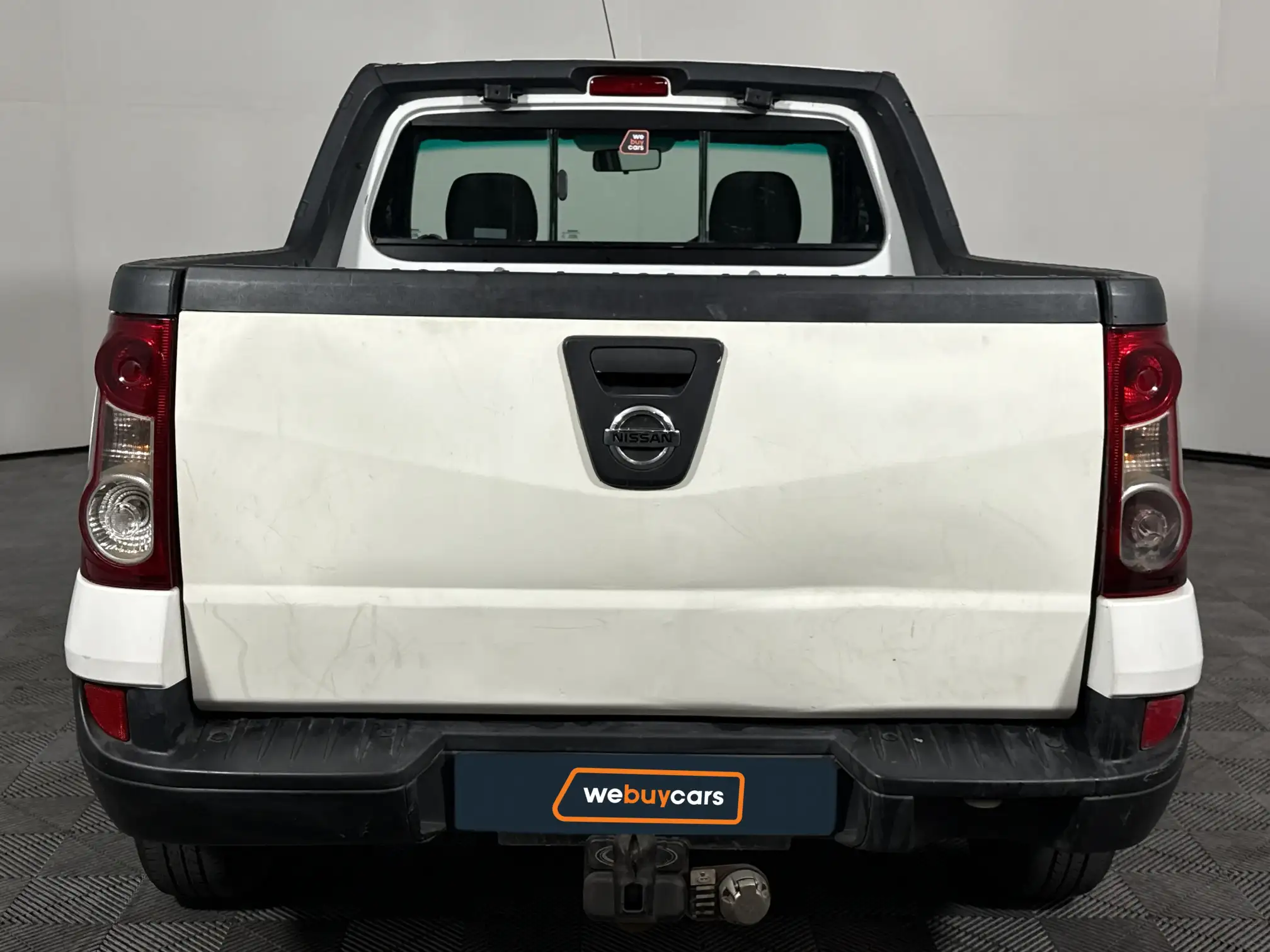 Nissan NP200