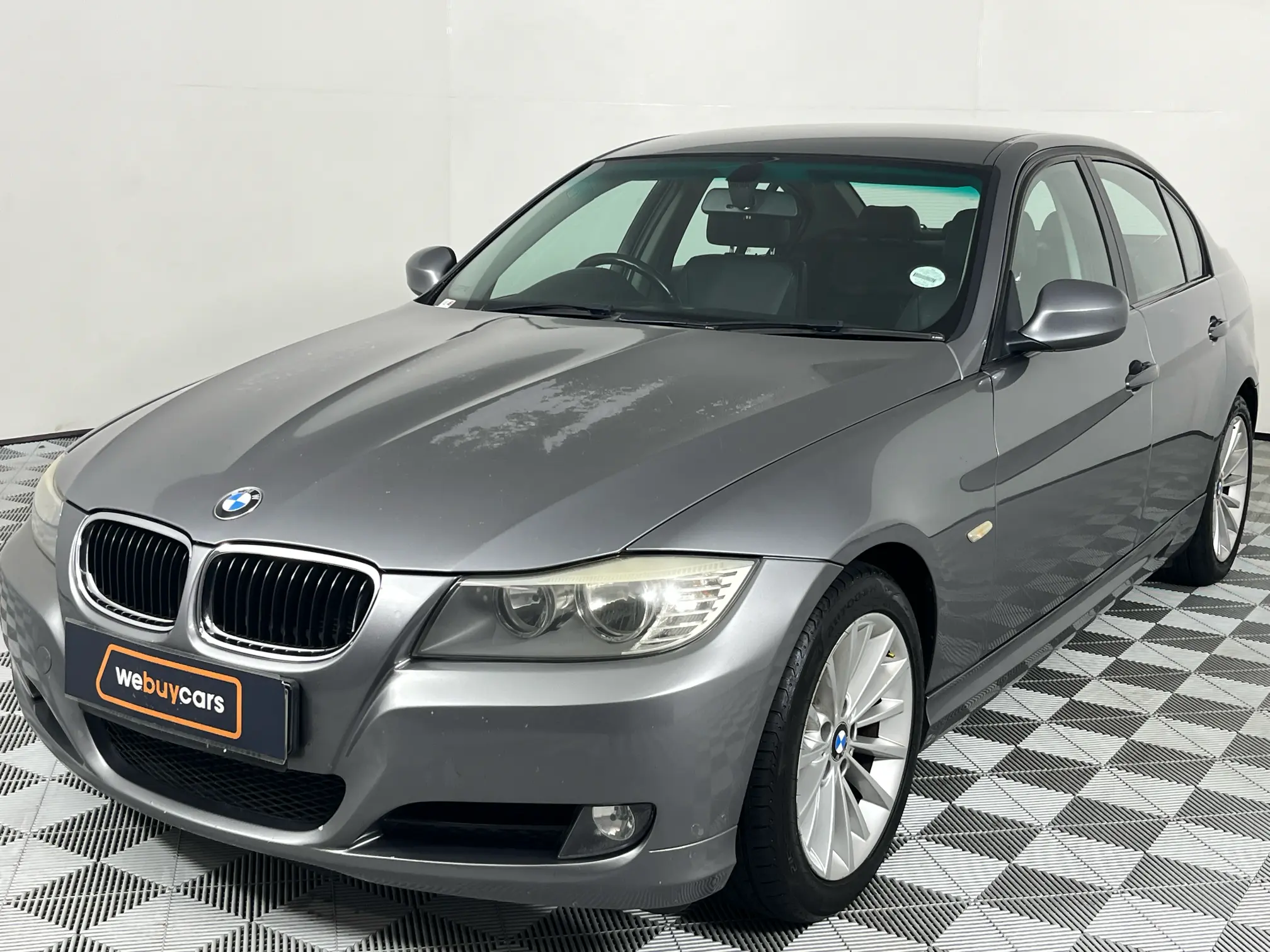 2010 BMW 3 Series 320i Auto (E90)