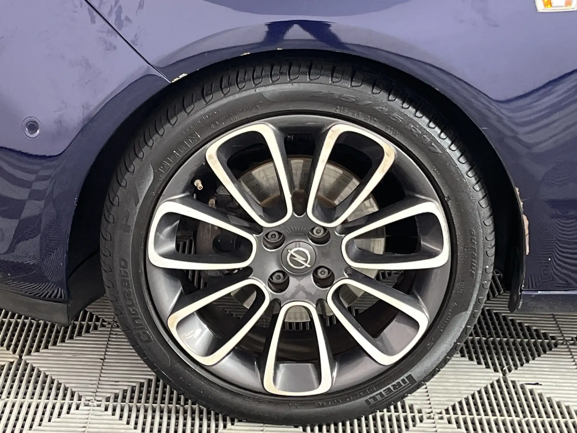 Opel Adam