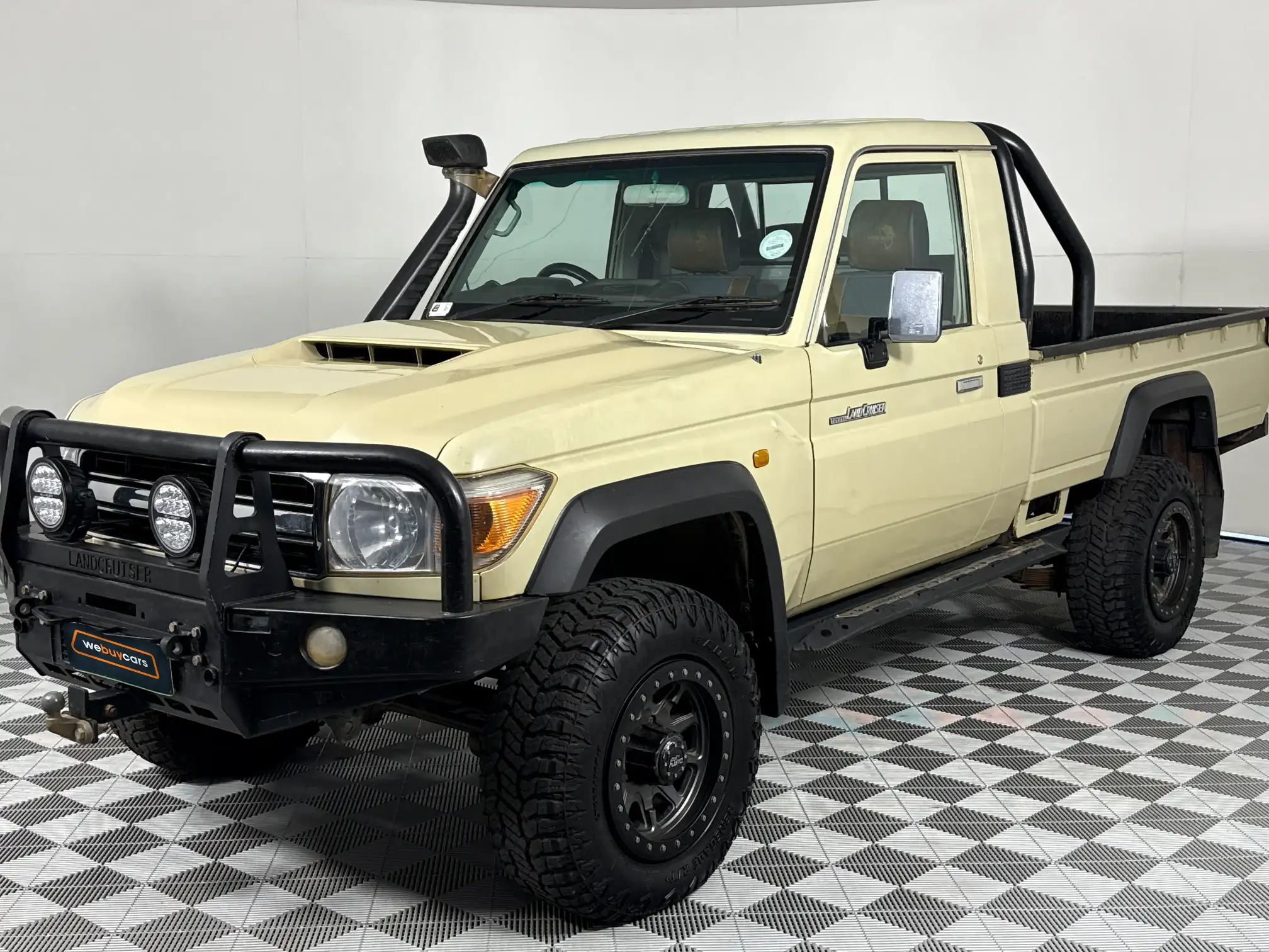 2018 Toyota Land Cruiser