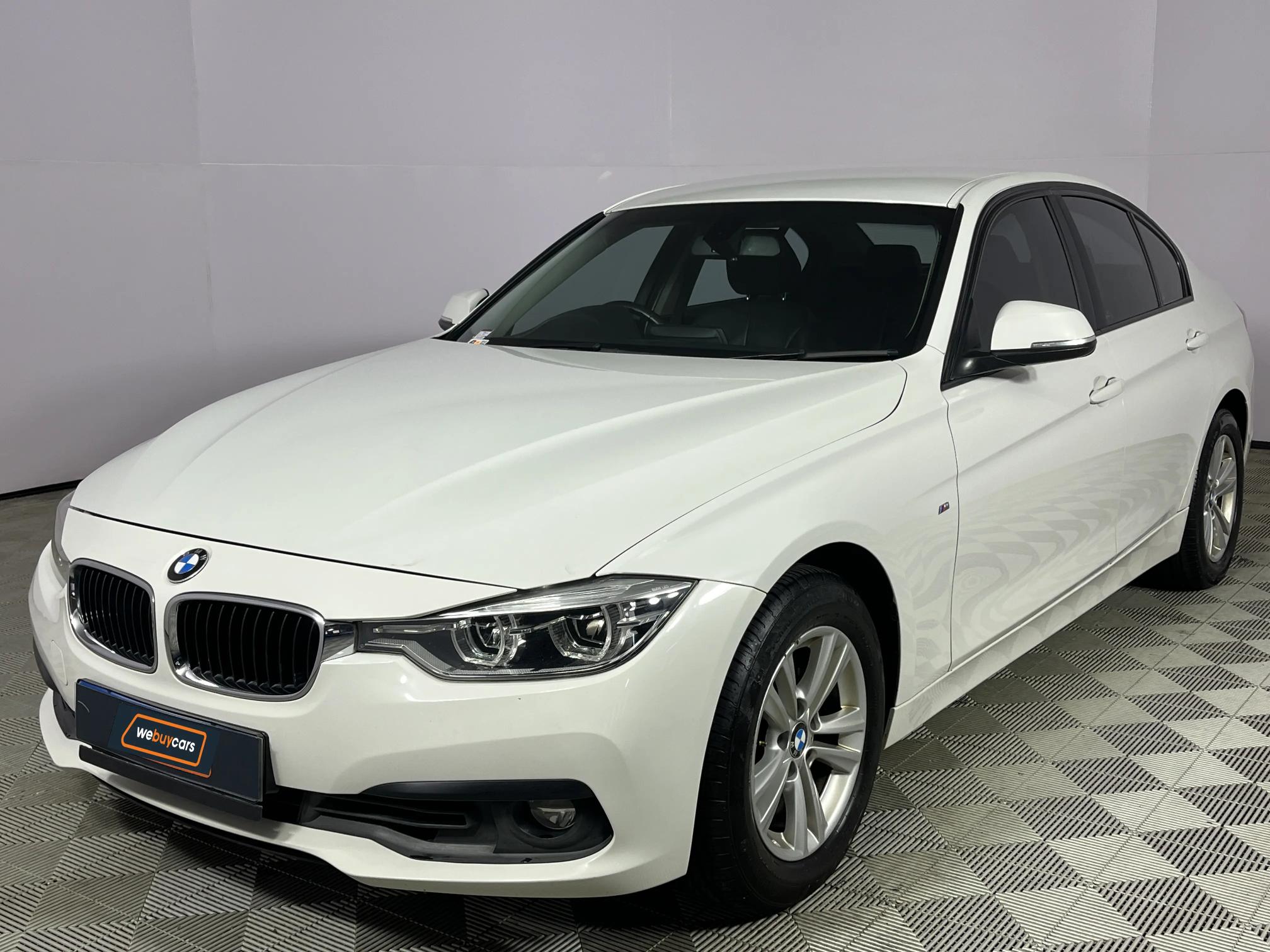 BMW 320i (F30) Auto