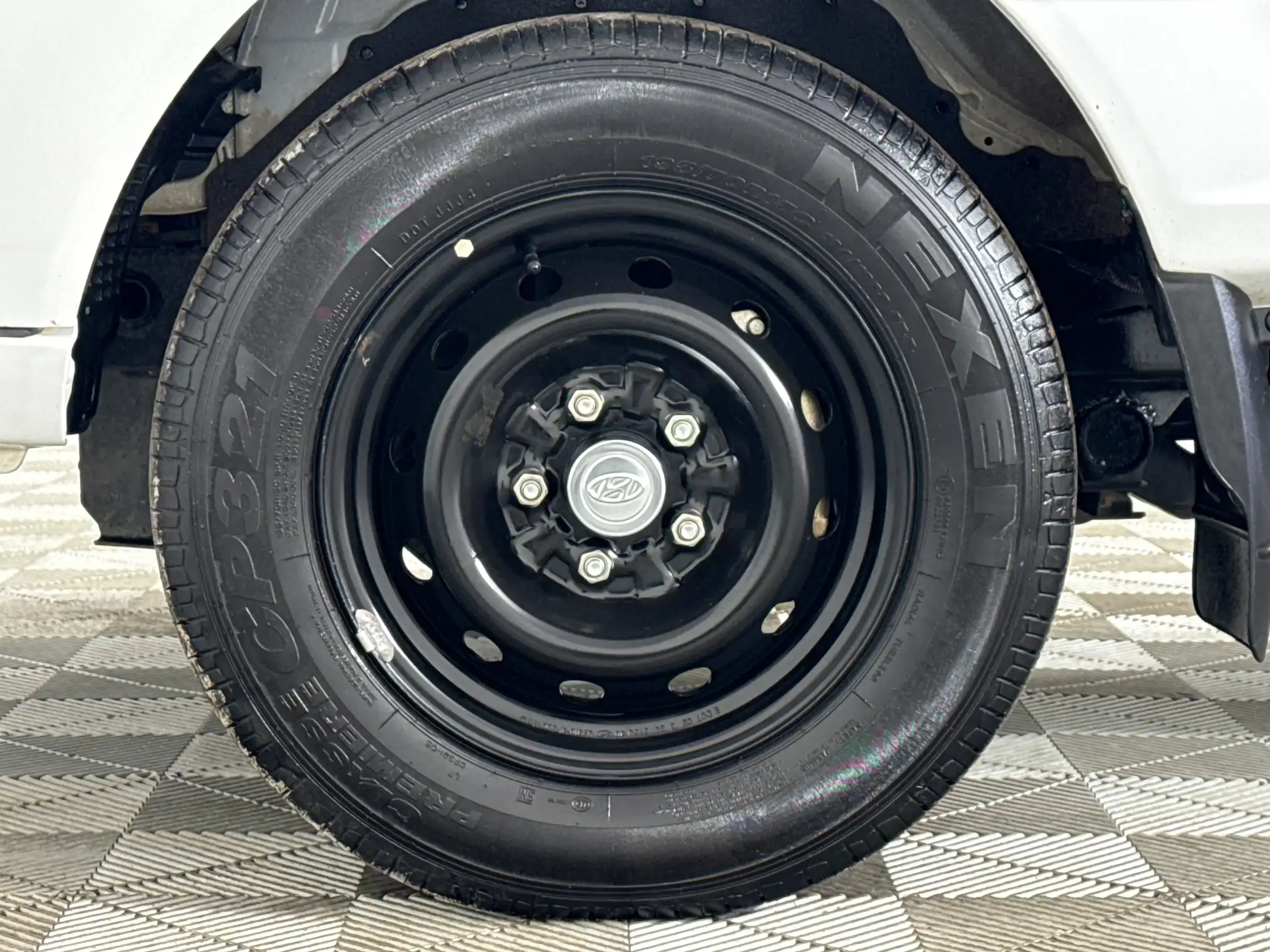 Hyundai H100