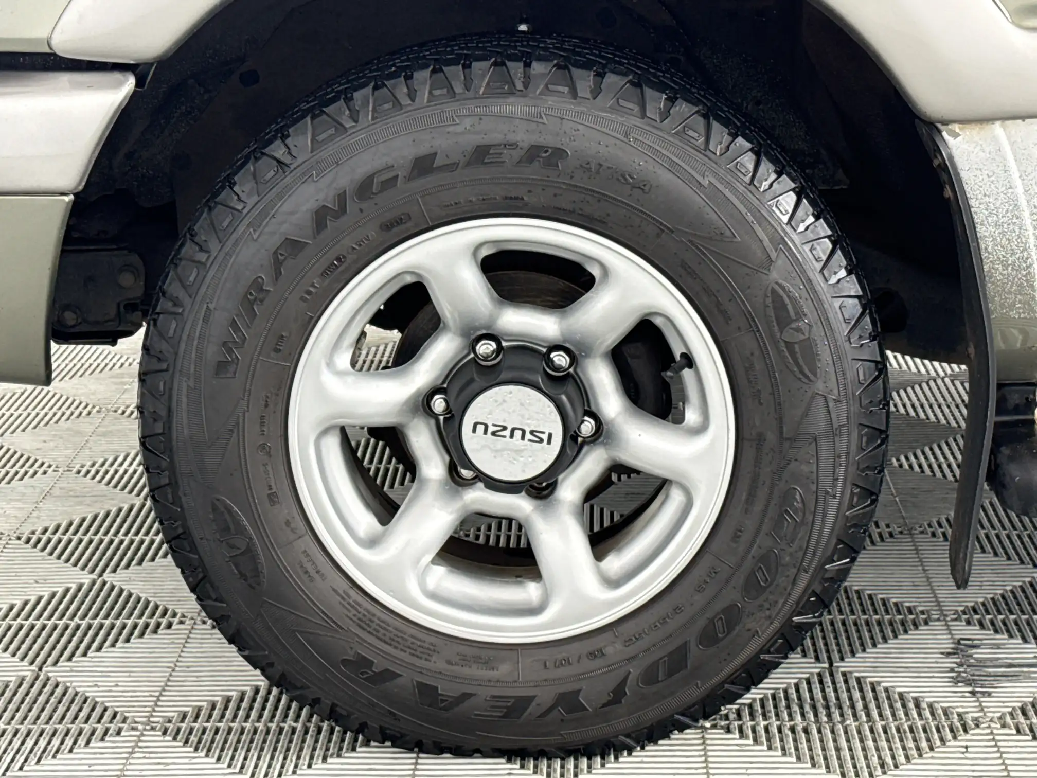 Isuzu KB