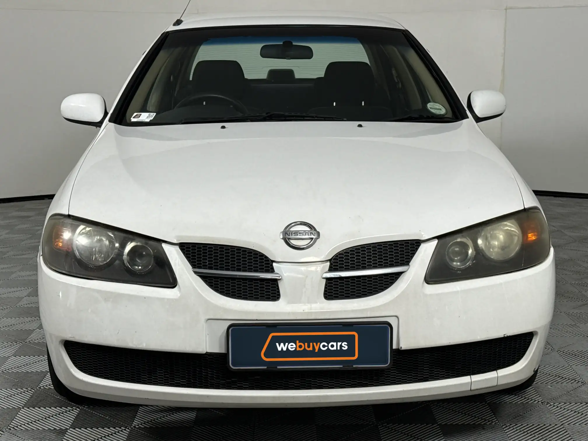 Nissan Almera