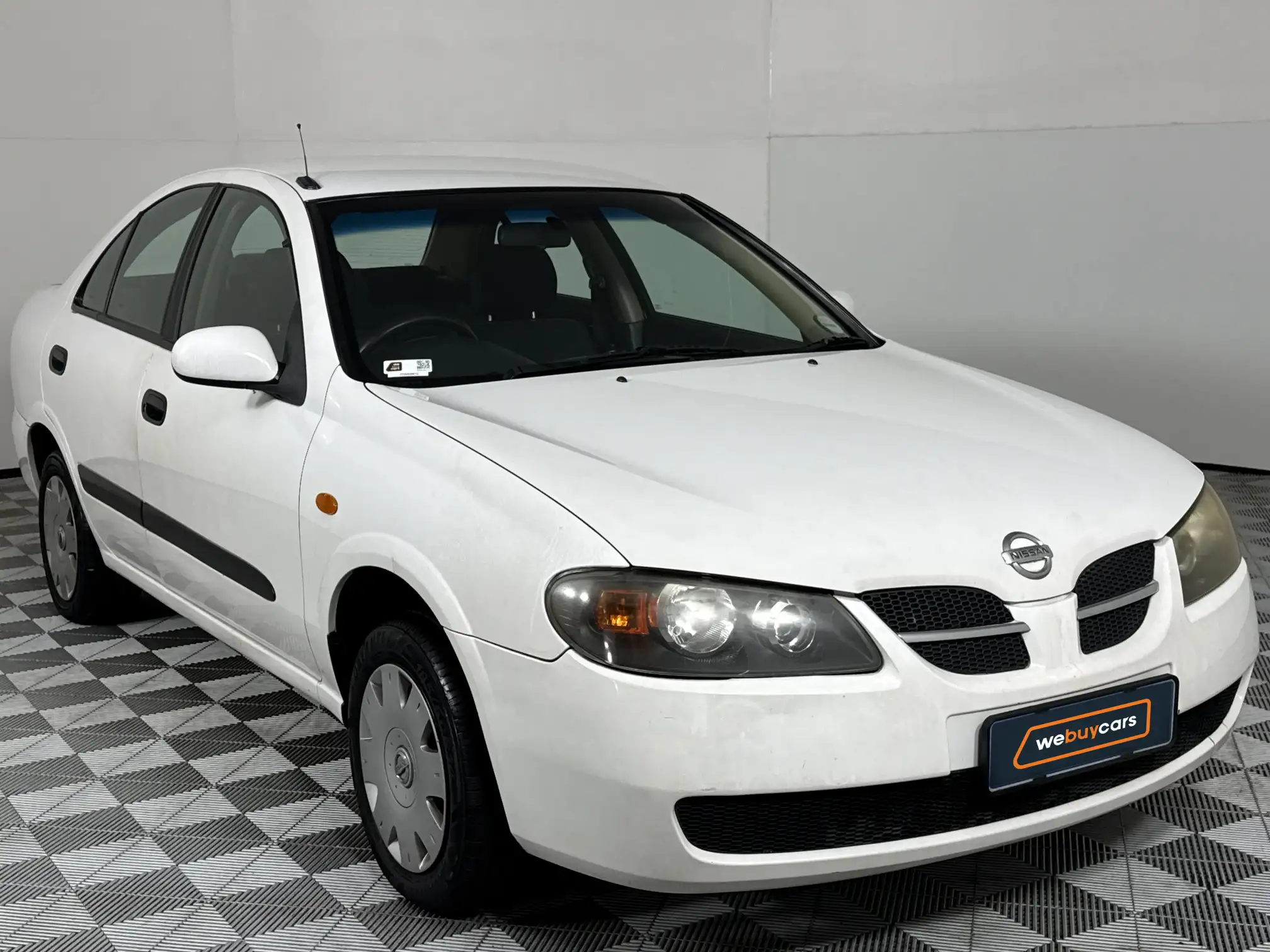 Nissan Almera