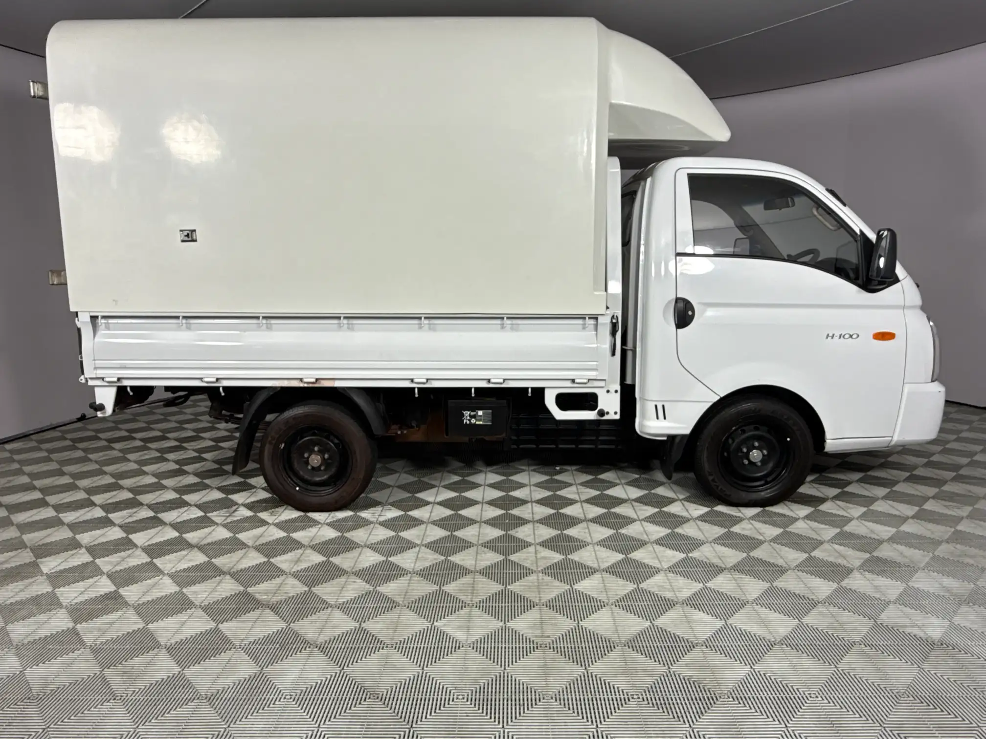 Hyundai H100