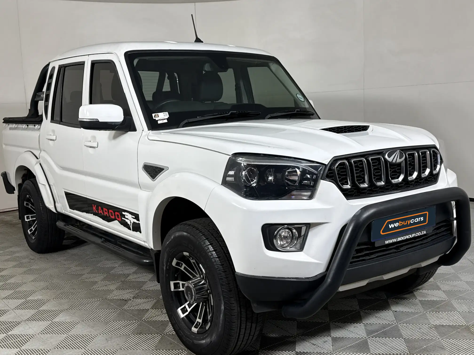 Mahindra PIK UP