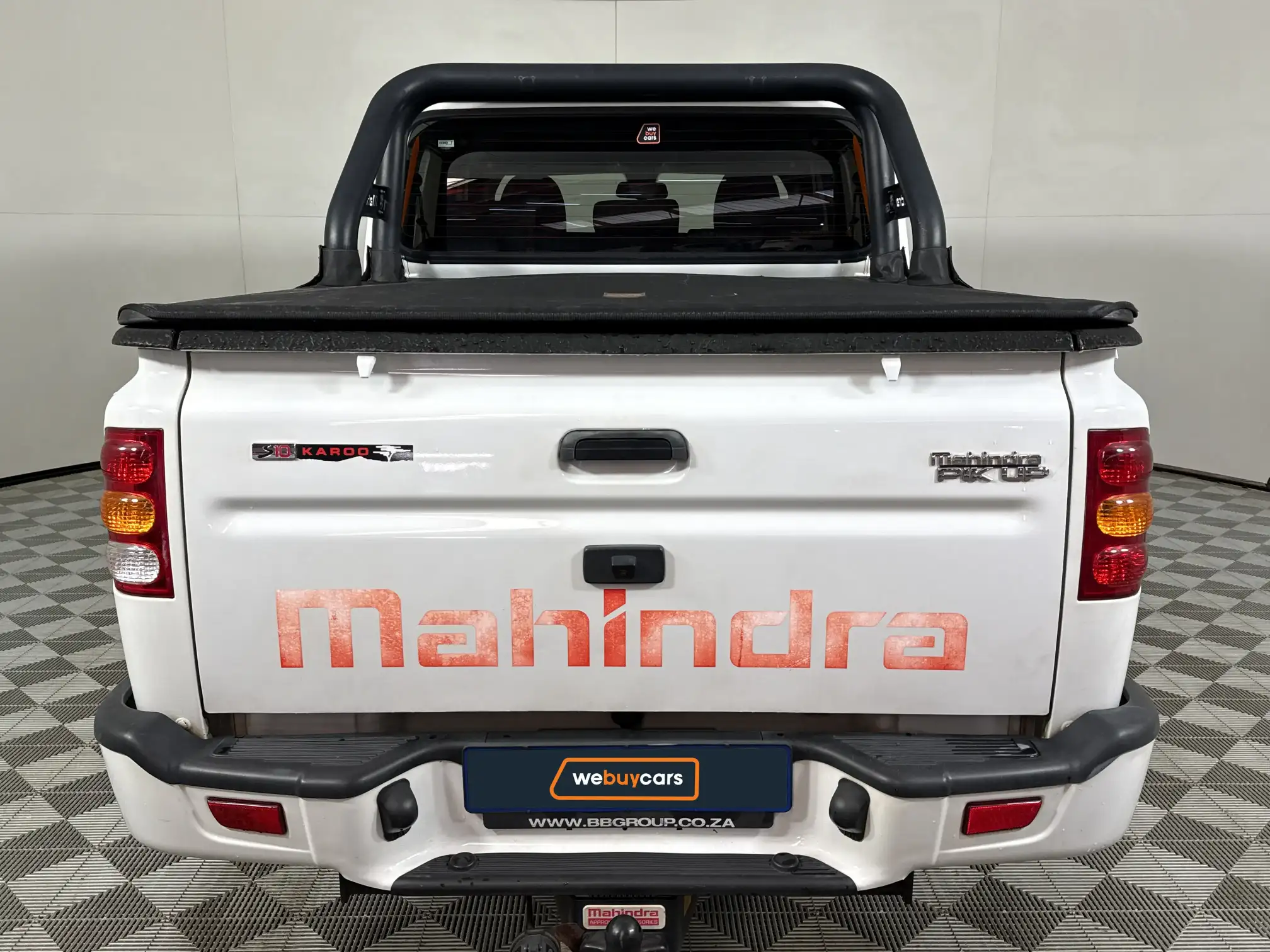 Mahindra PIK UP