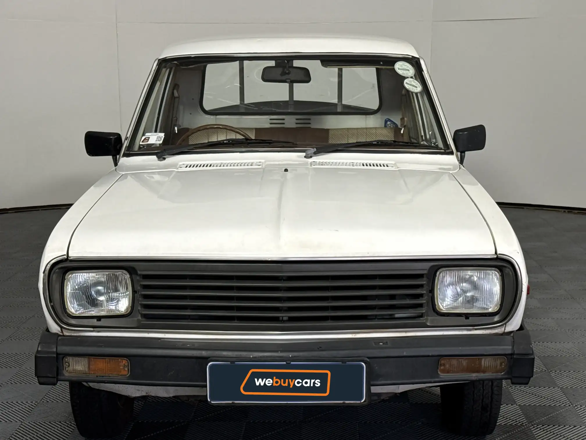 Nissan 1400