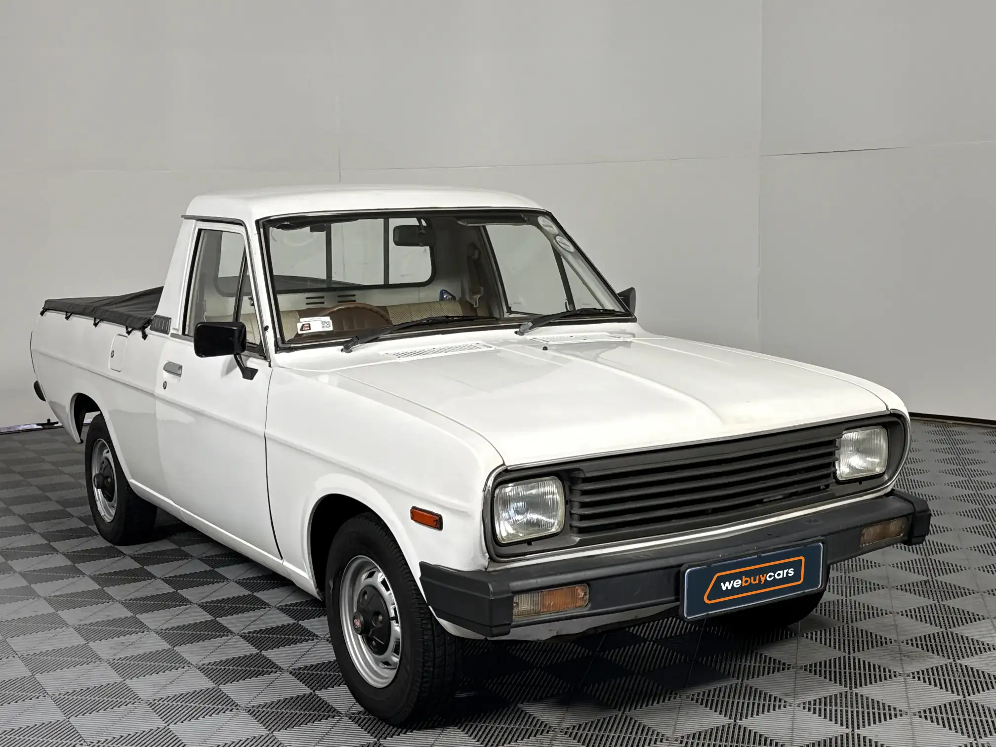 Nissan 1400