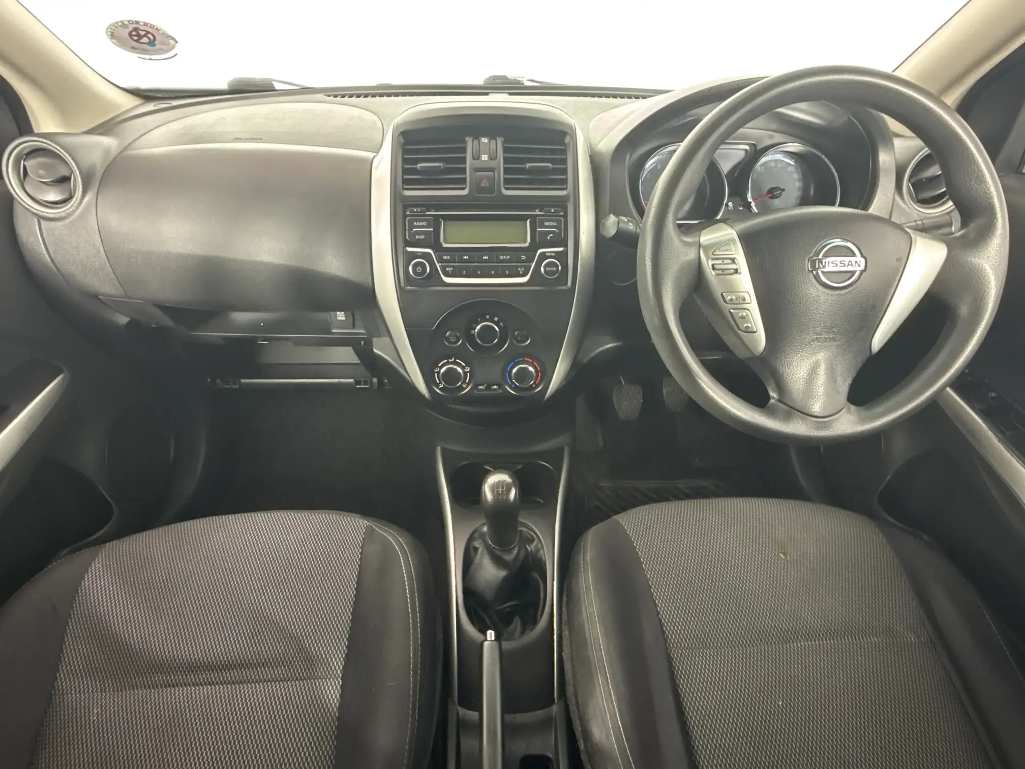 Nissan Almera