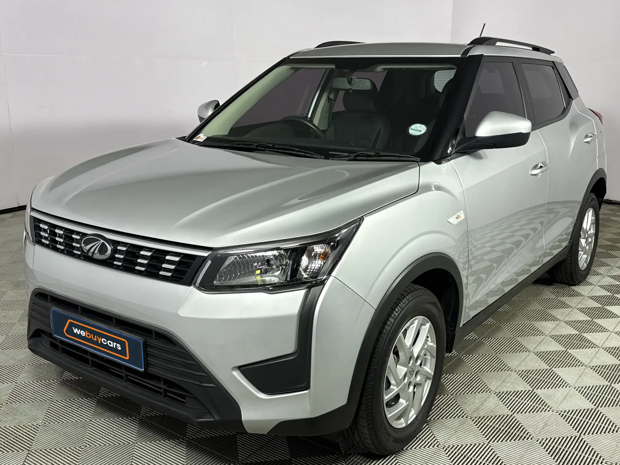 2022 Mahindra Xuv300