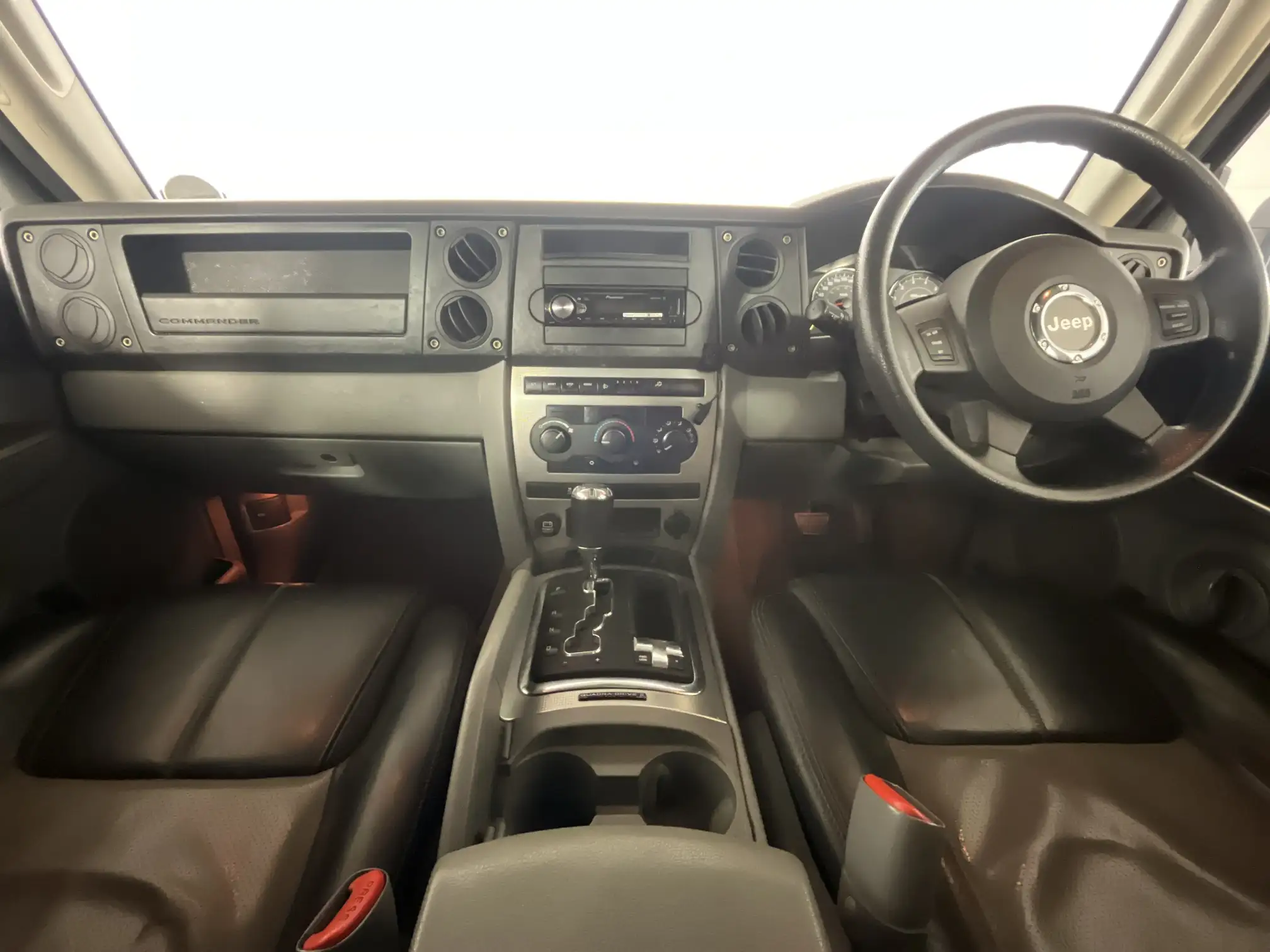 Jeep Commander