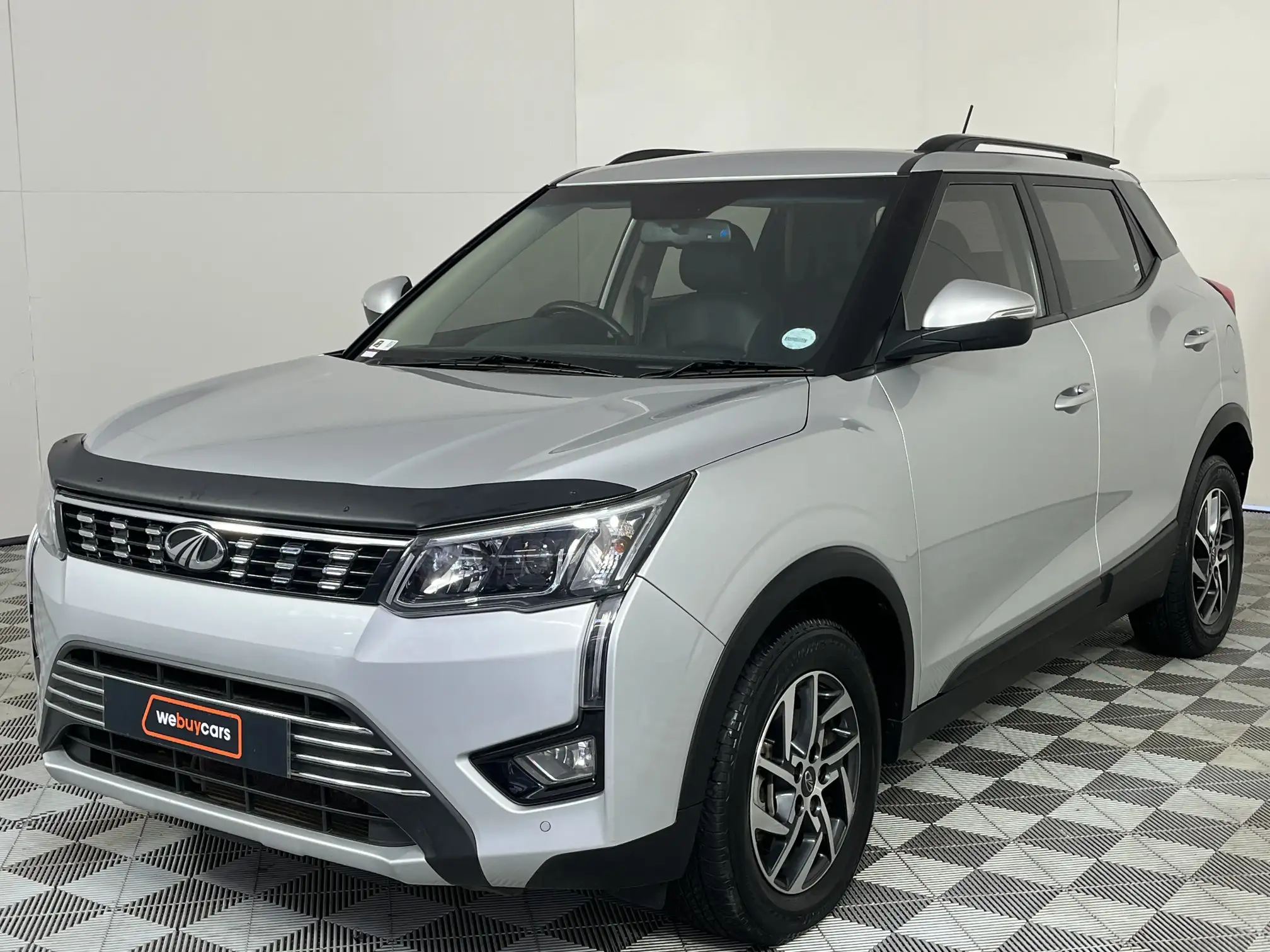 2022 Mahindra Xuv300