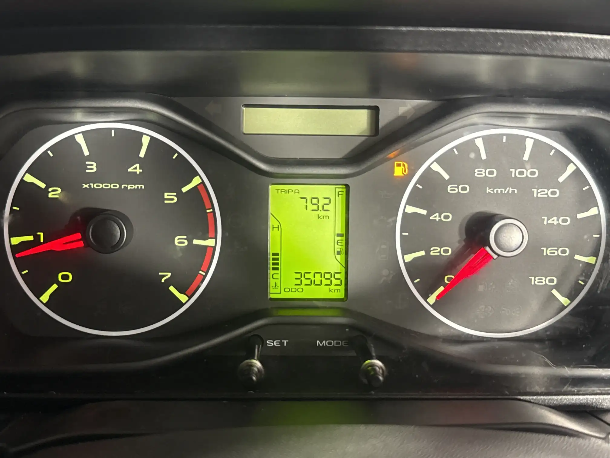 Mahindra PIK UP