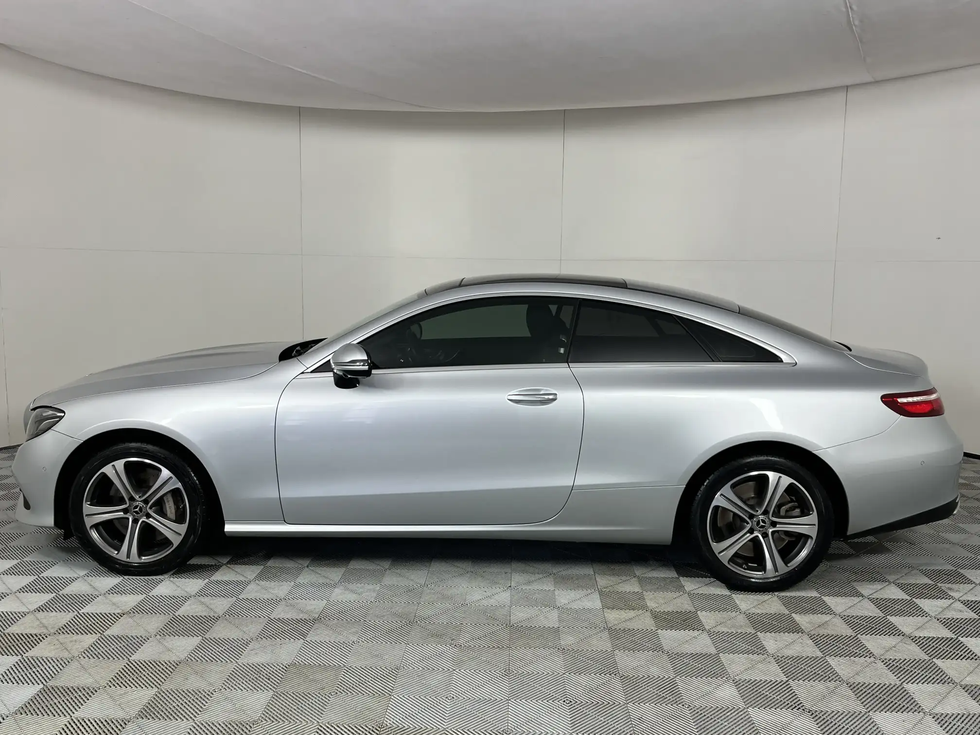 Mercedes-Benz E Class Coupe