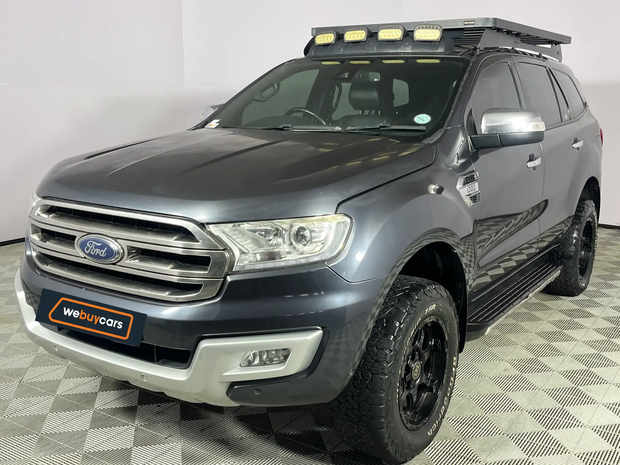 2017 Ford Everest