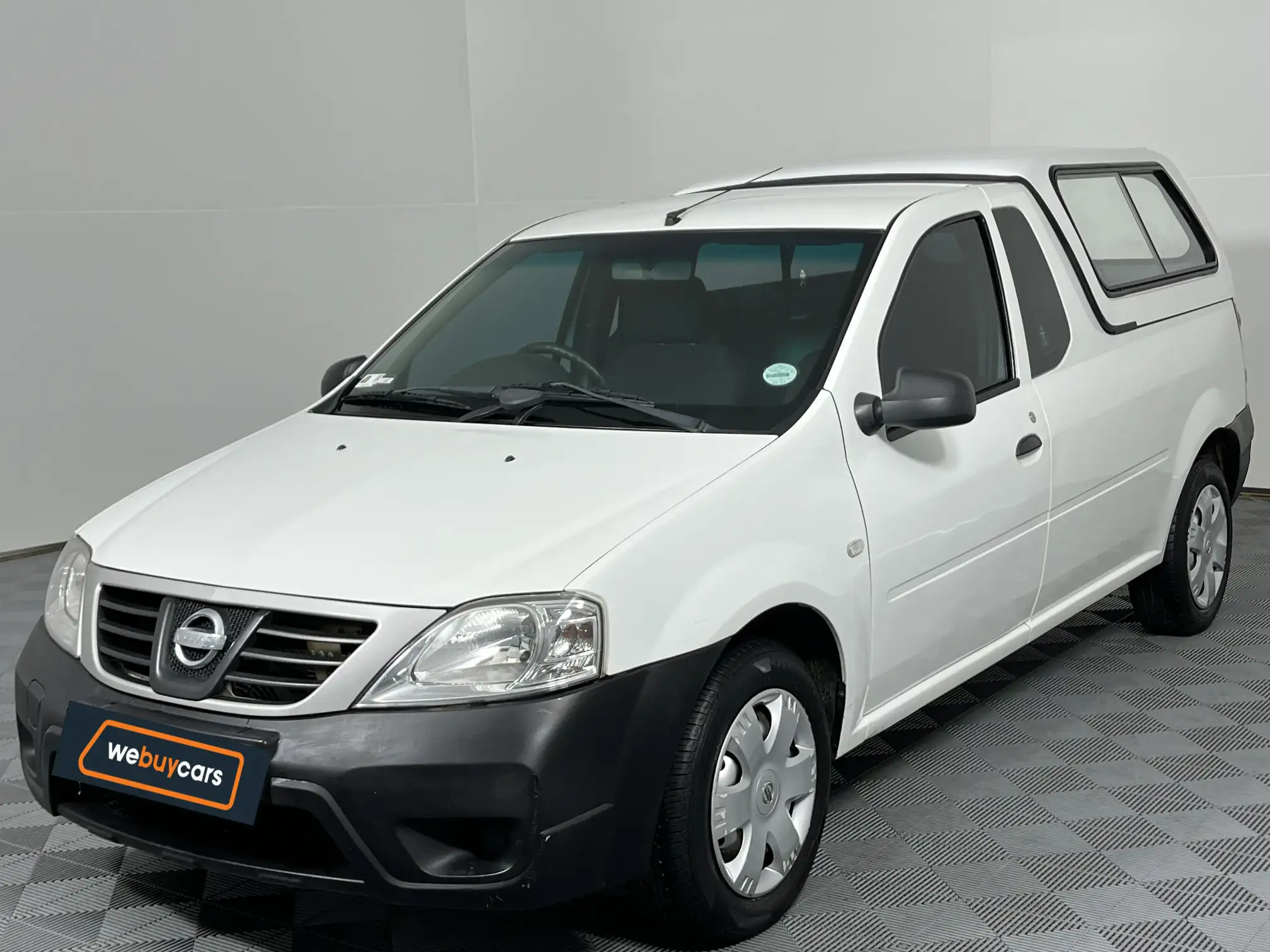 Nissan NP200