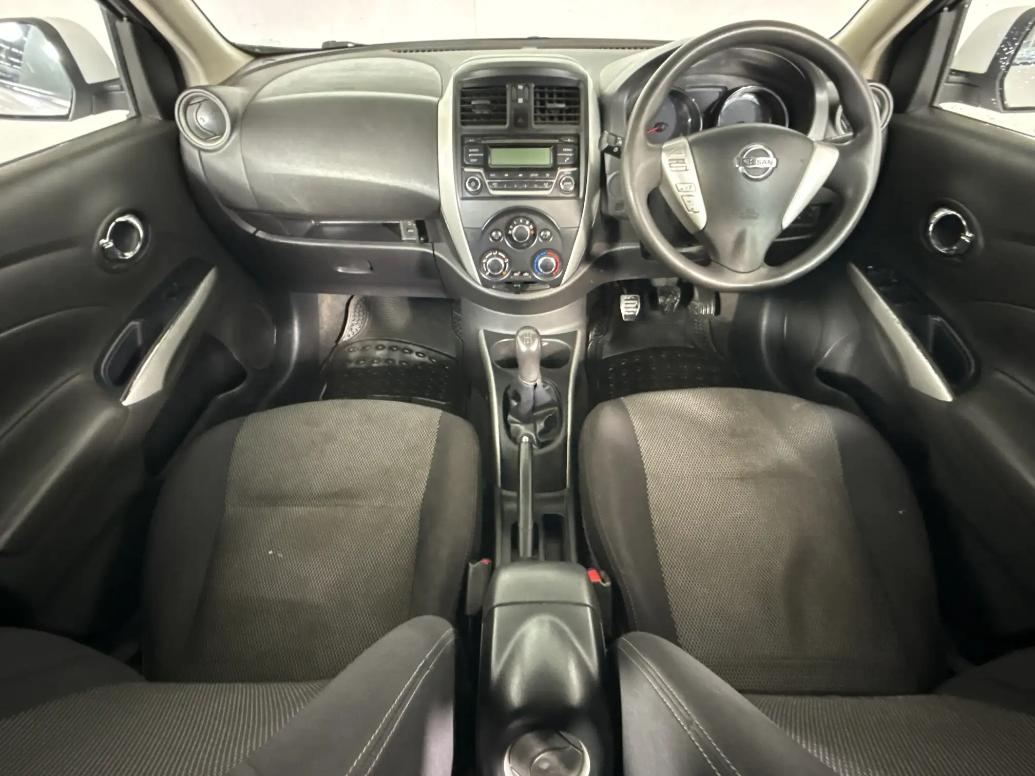 Nissan Almera