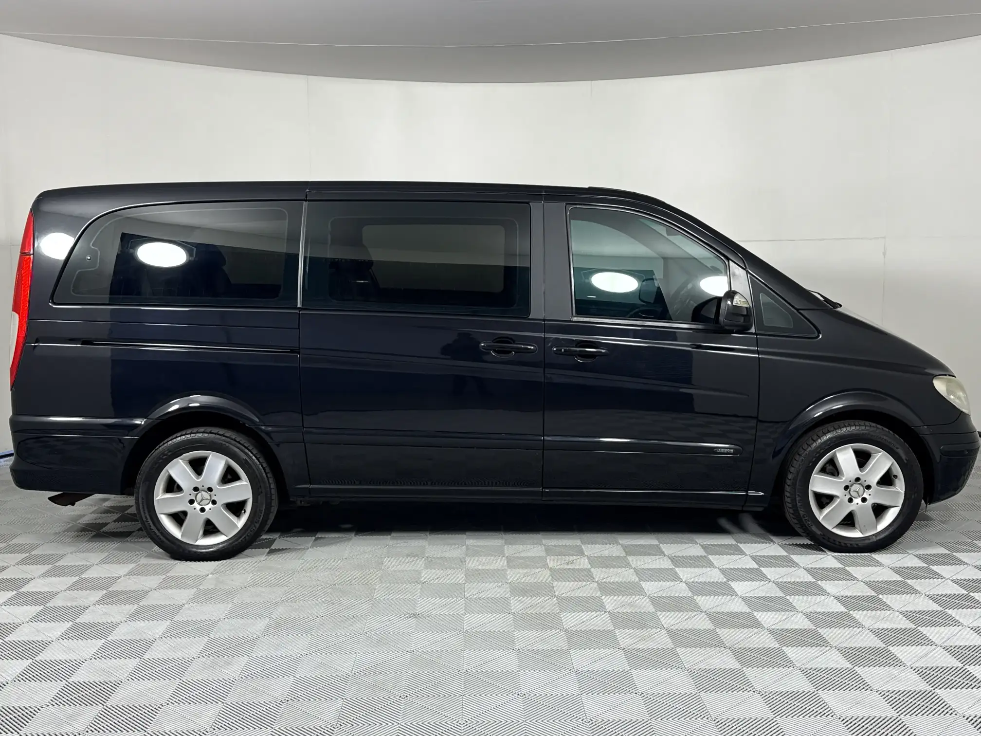 Mercedes-Benz Viano