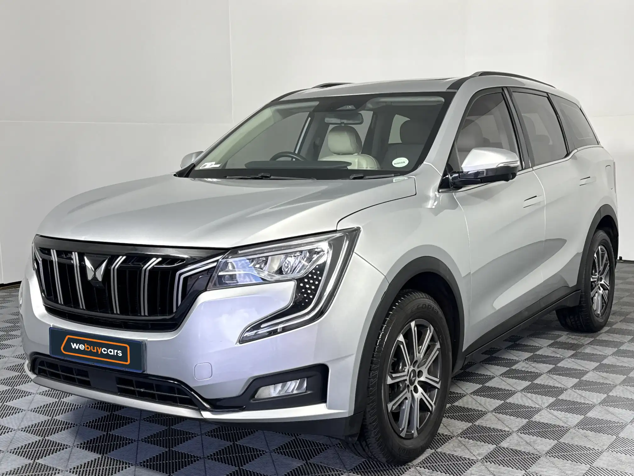 2023 Mahindra XUV 700