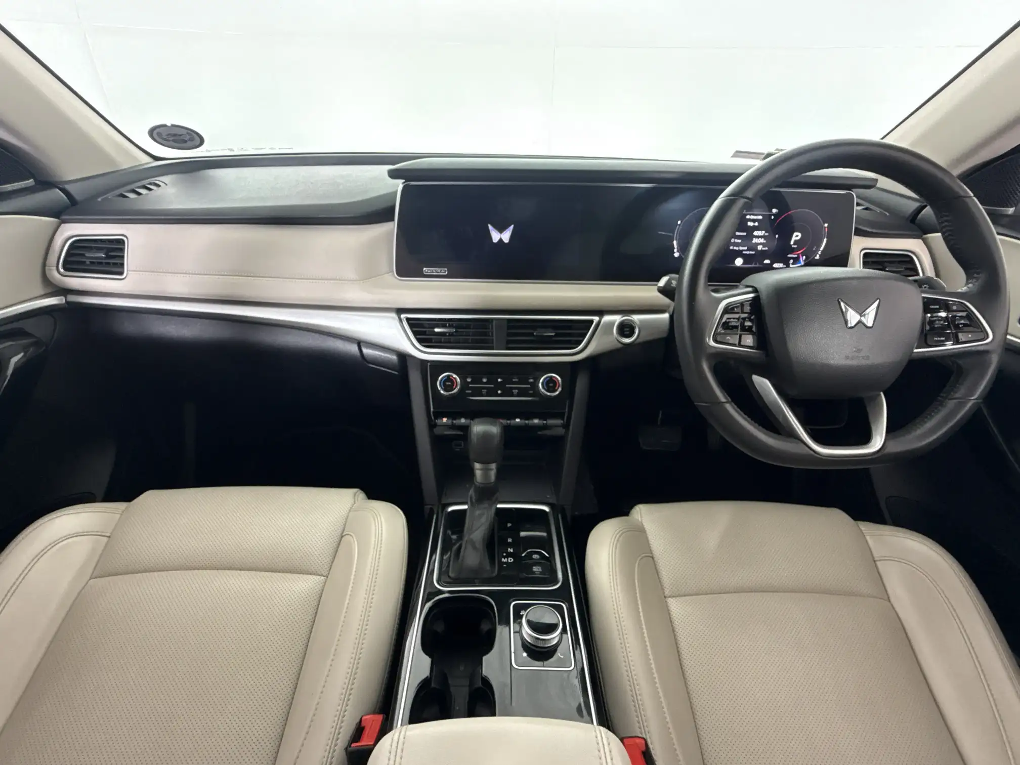 Mahindra XUV 700