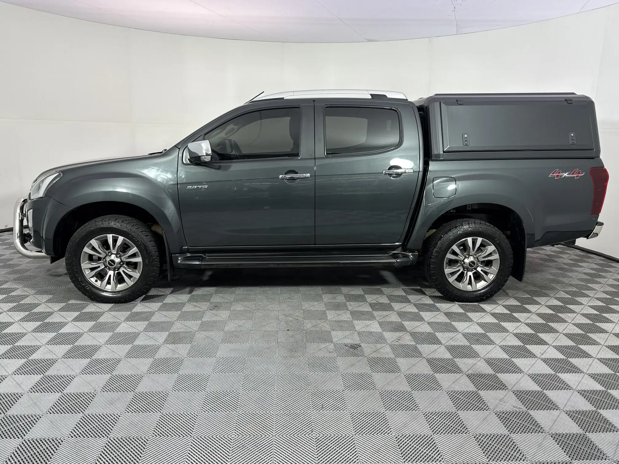 Isuzu D-MAX