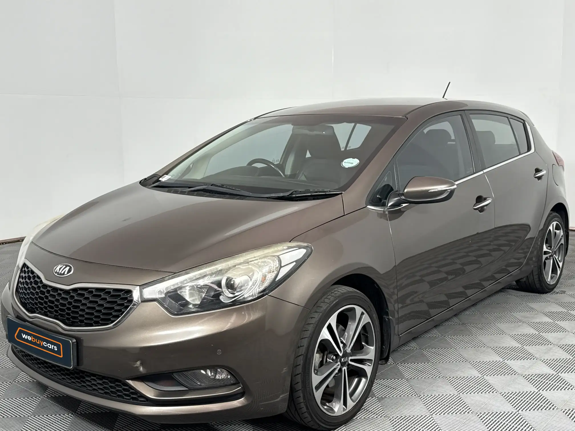 2015 KIA Cerato