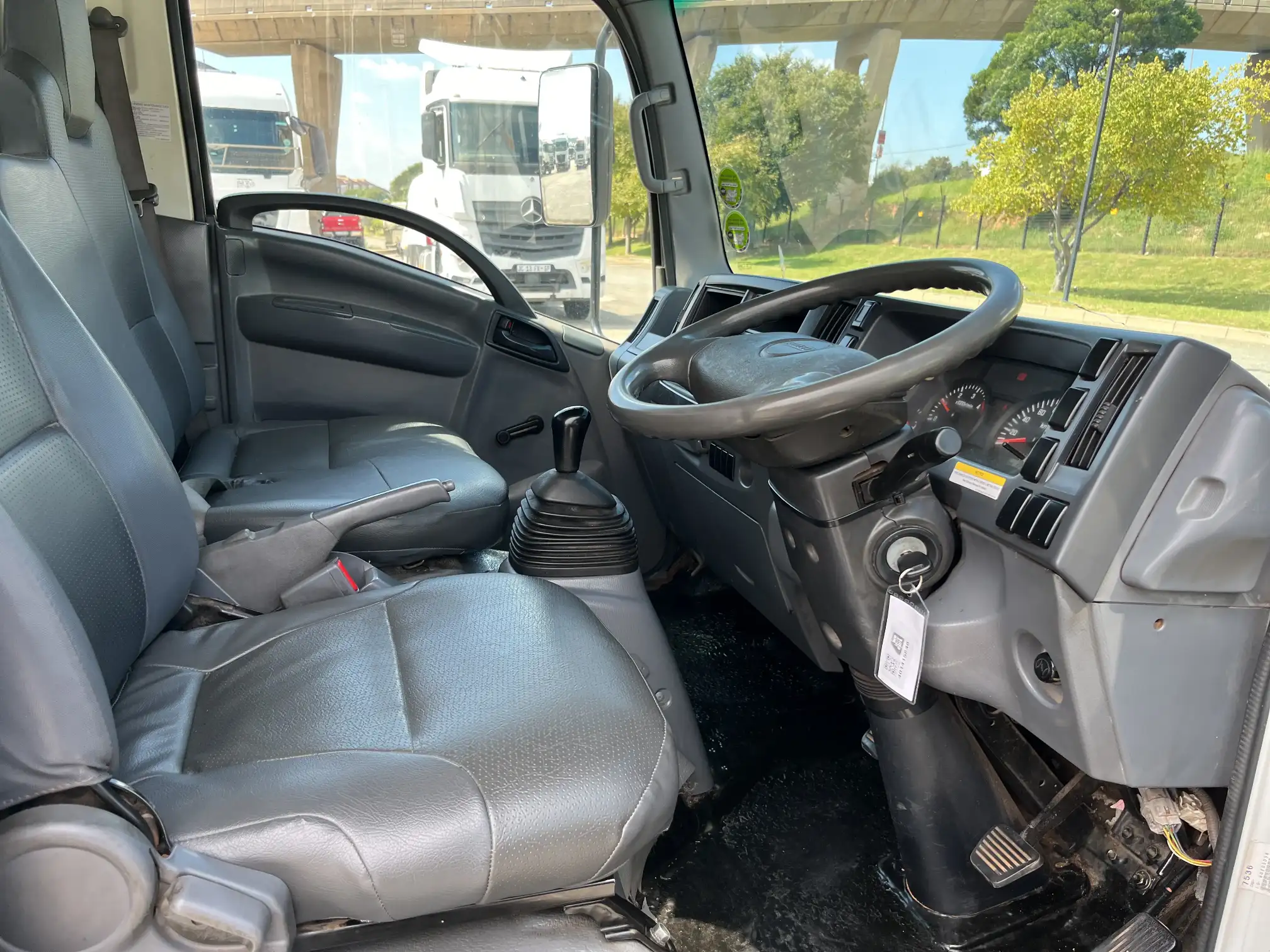 Isuzu NMR