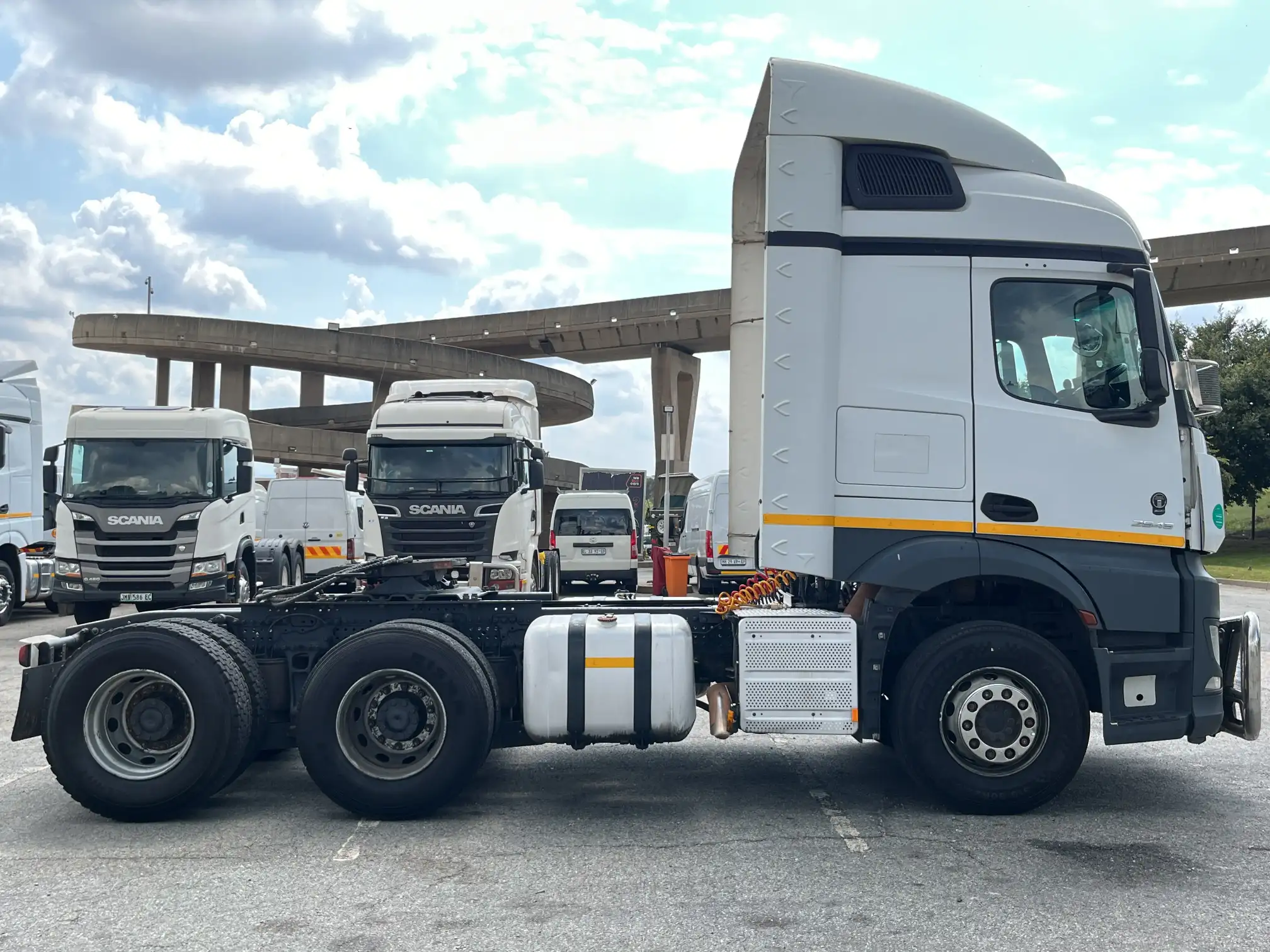 Mercedes-Benz 26 Series Actros
