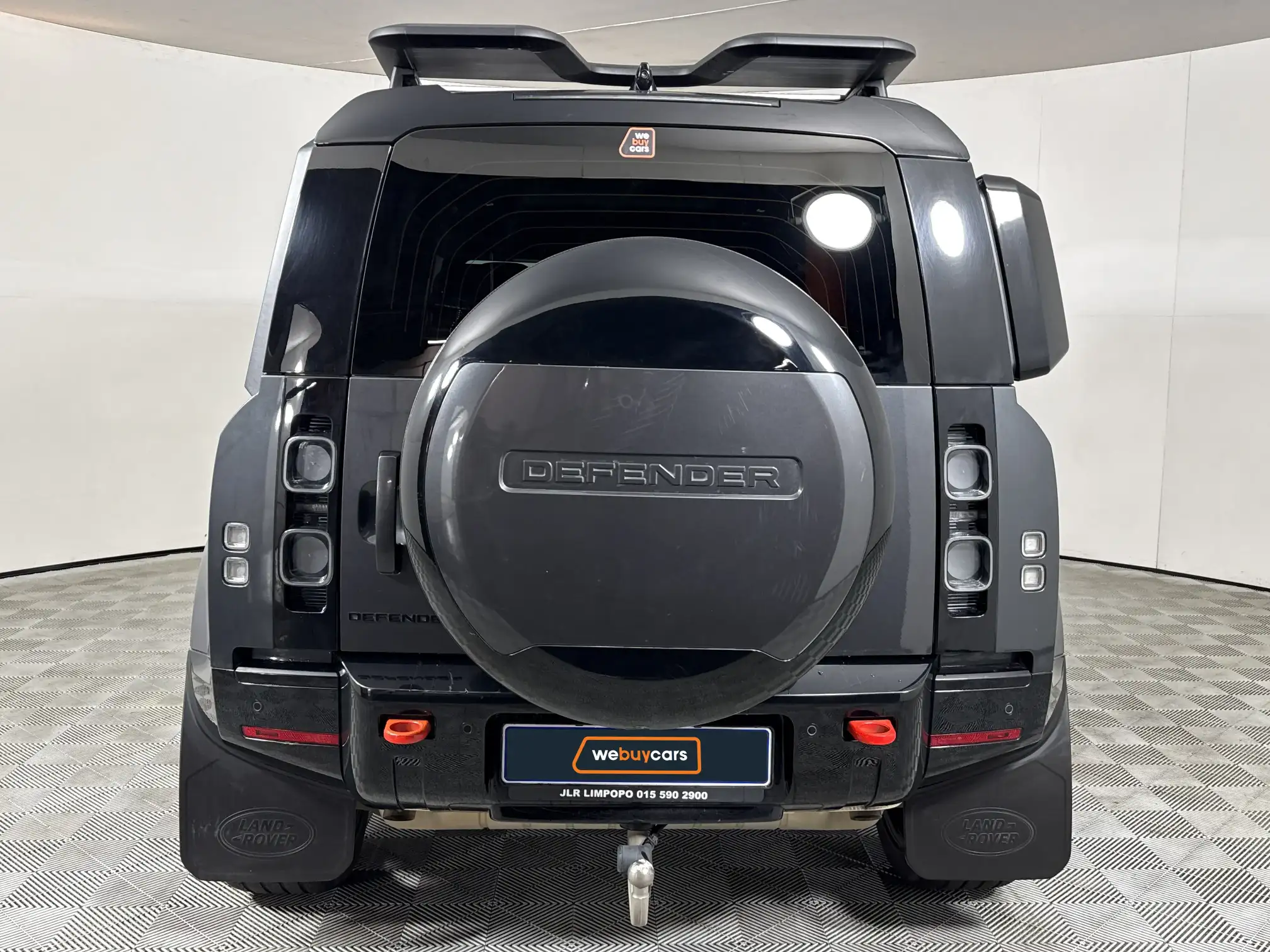 Land Rover Defender 110