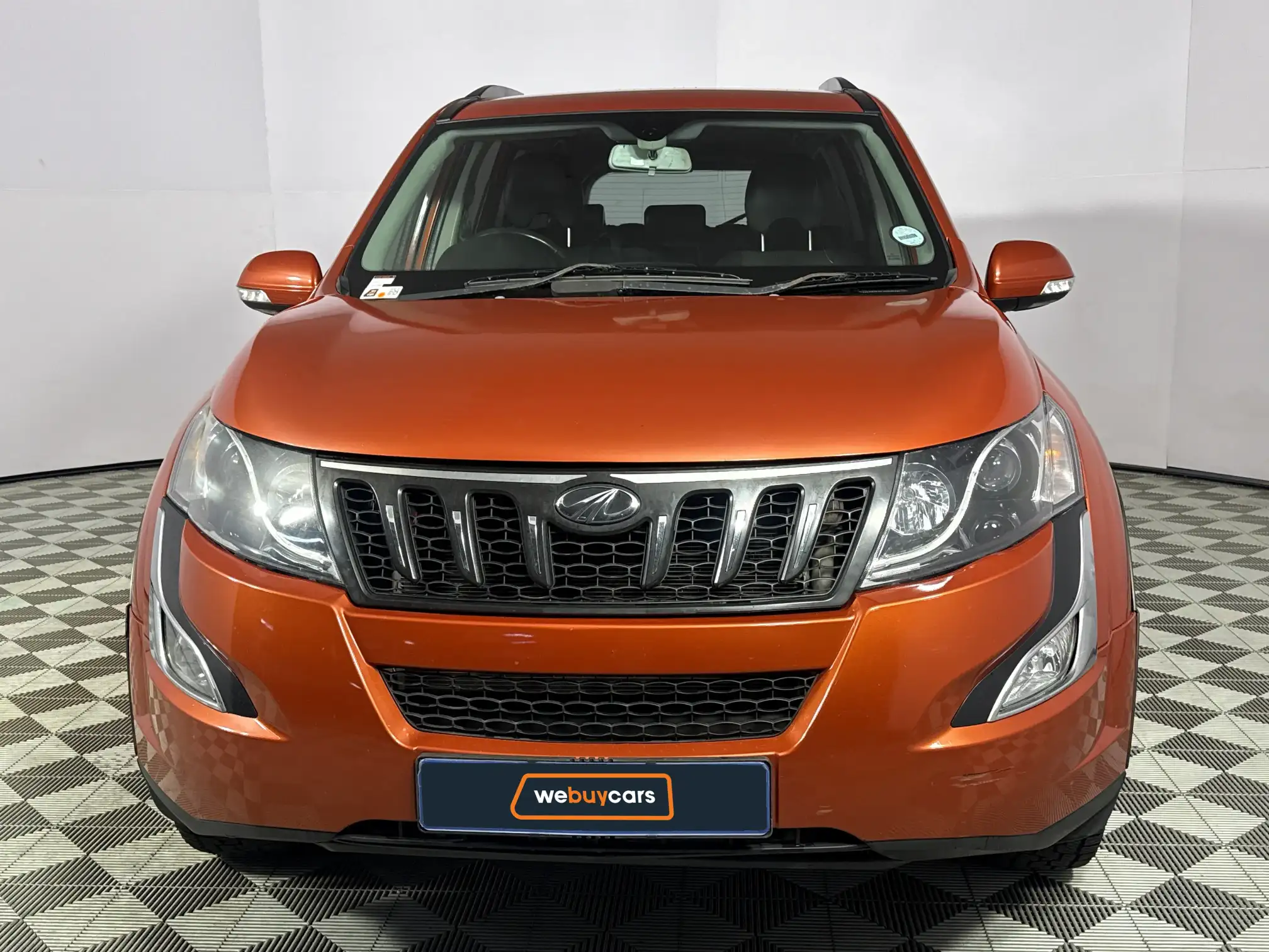 Mahindra XUV