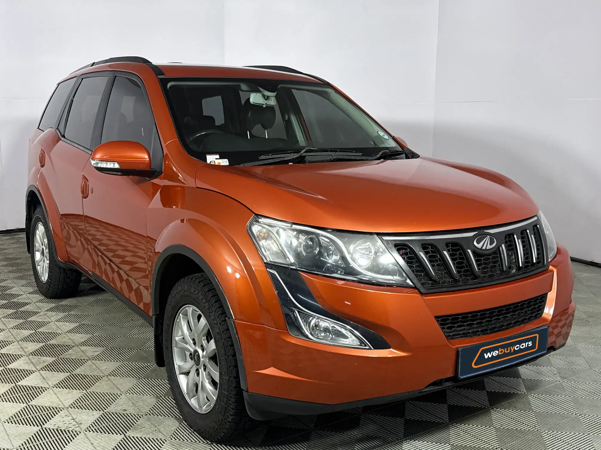Mahindra XUV