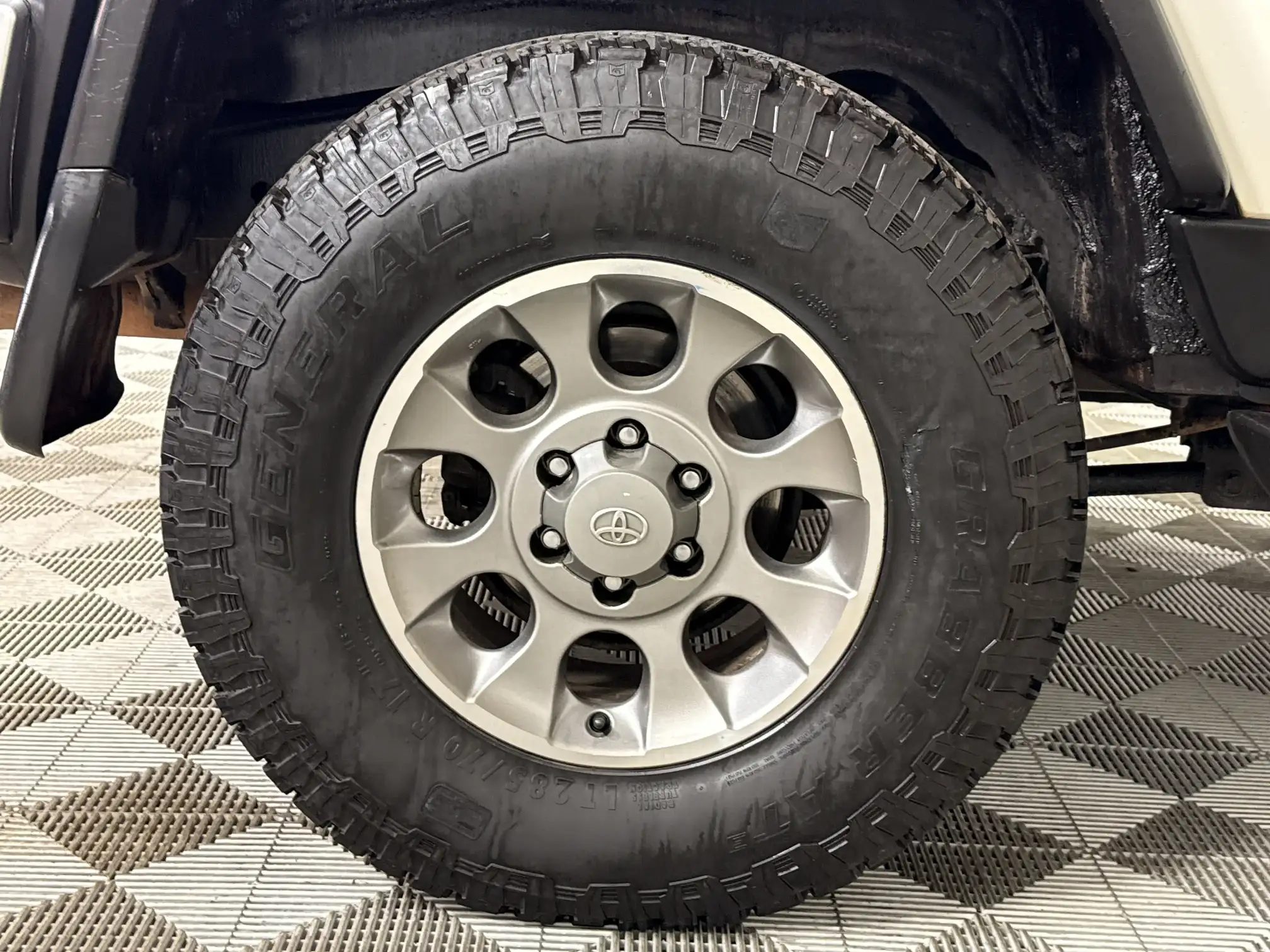 Toyota Land Cruiser
