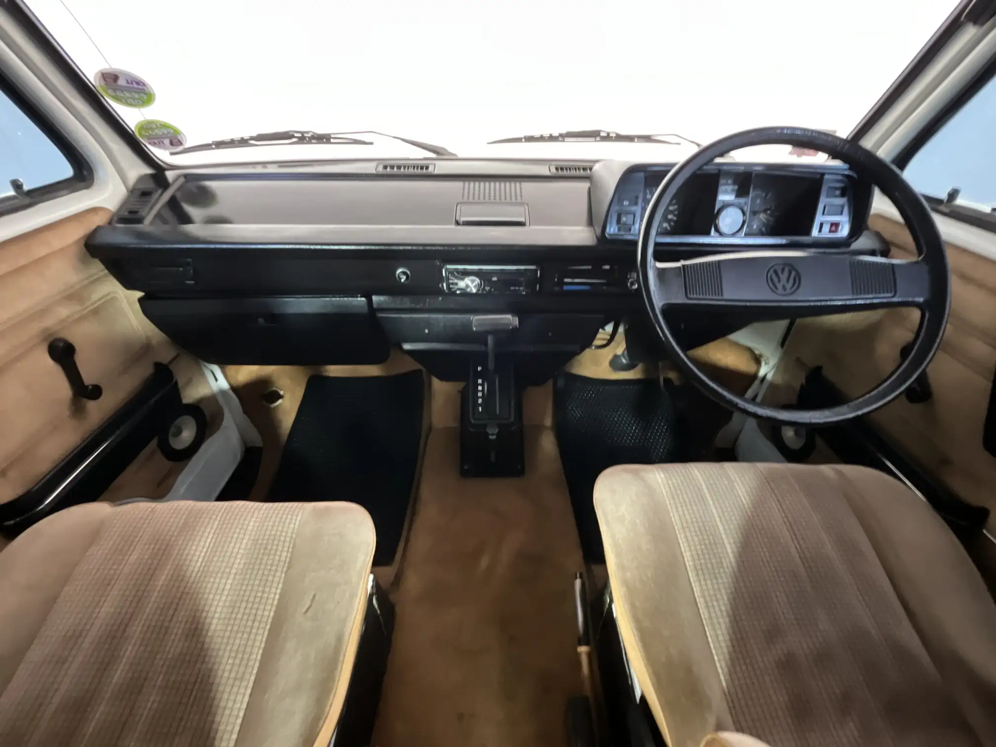 Volkswagen Kombi AND Microbus