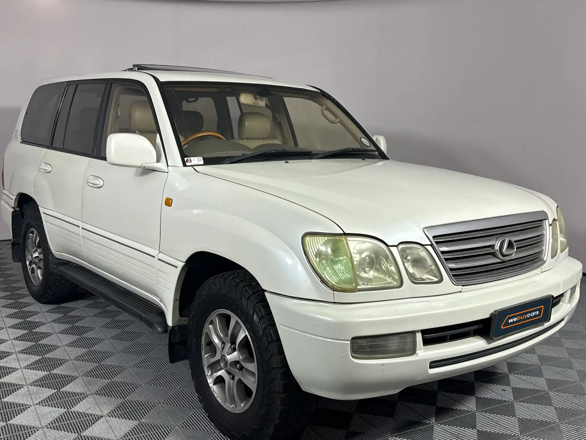 Lexus LX