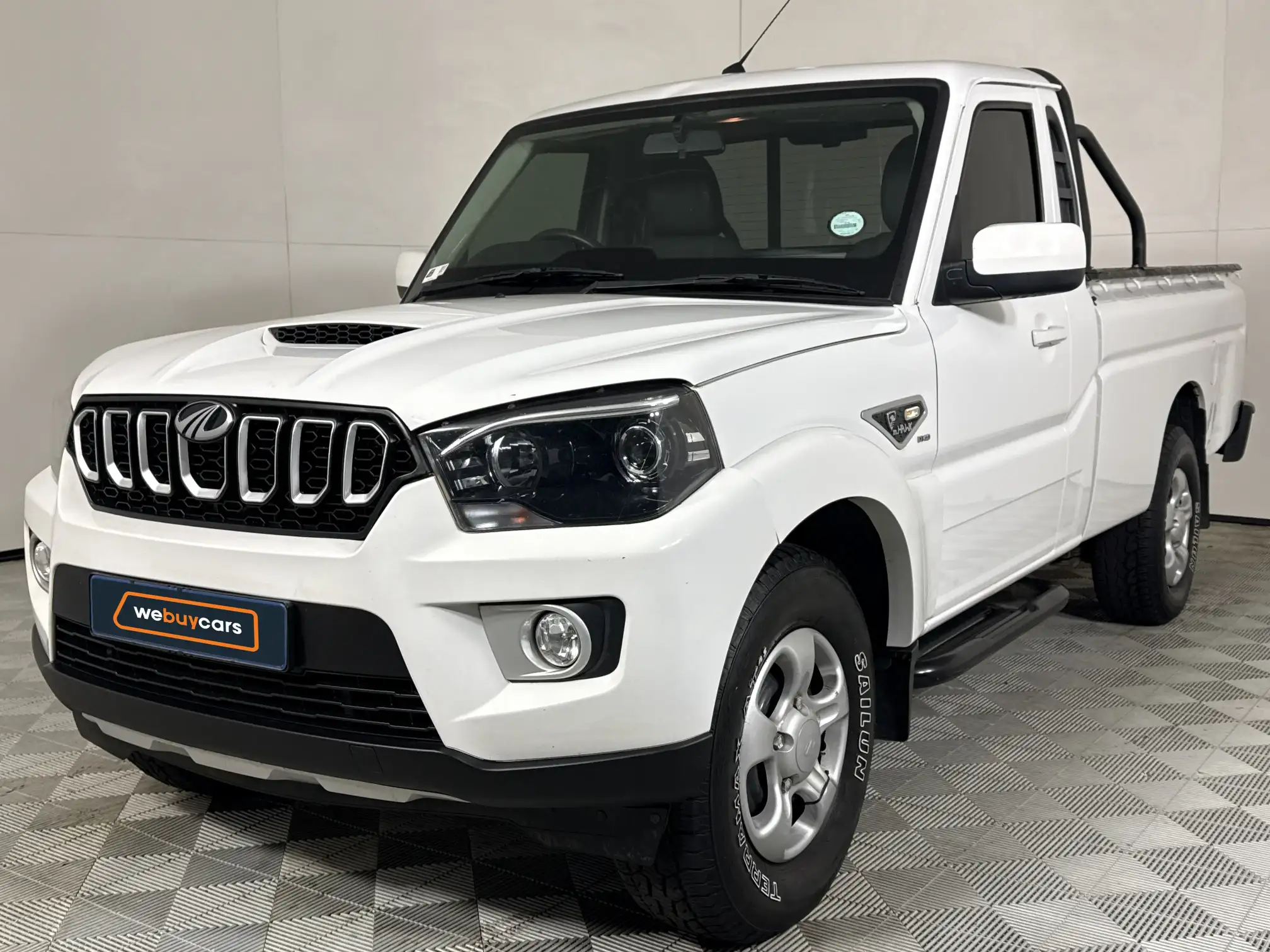 2024 Mahindra PIK UP
