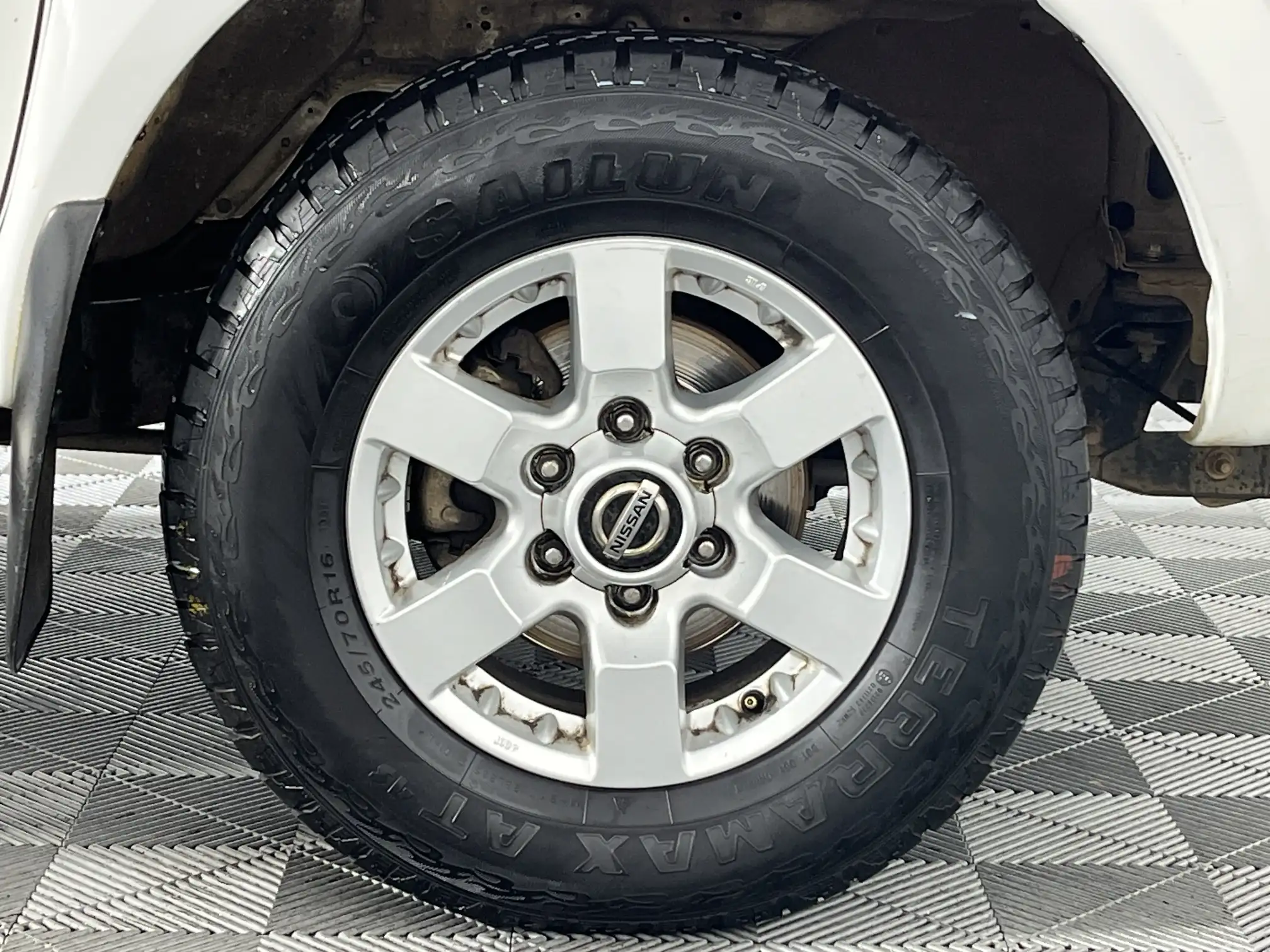 Nissan Hardbody