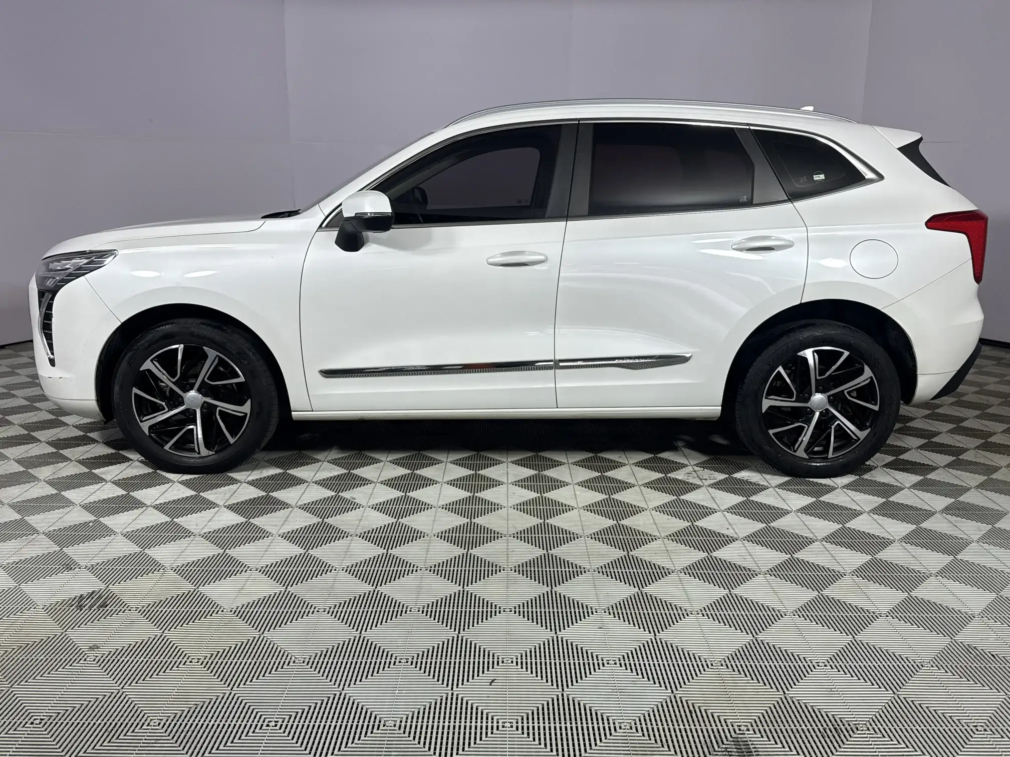 Haval Jolion